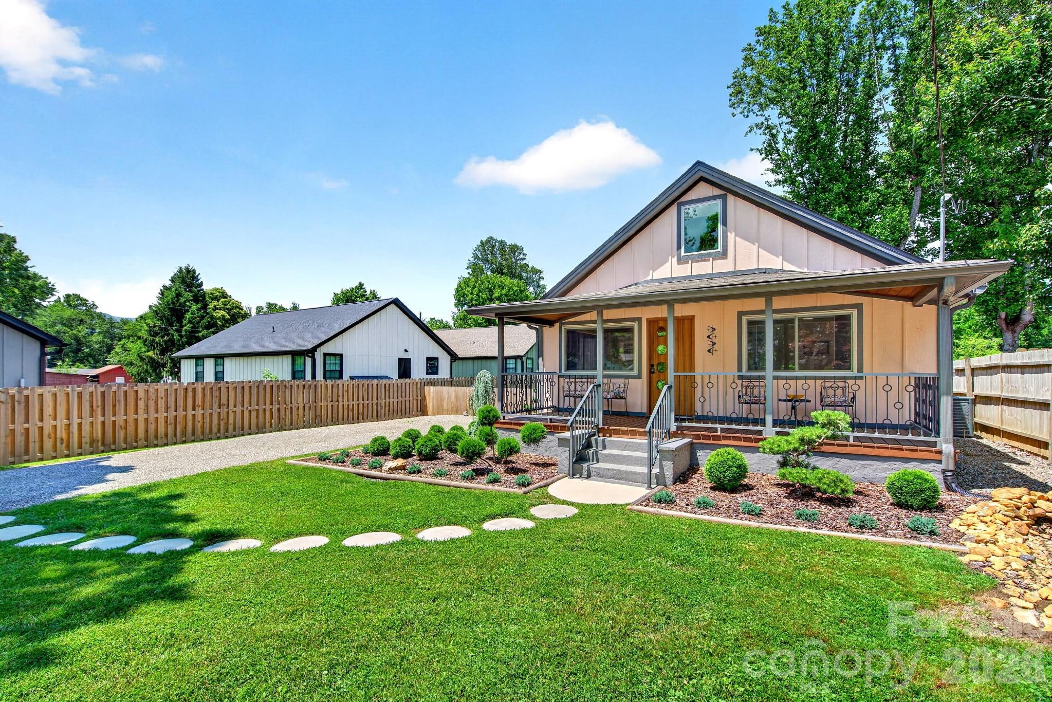 219 Flat Creek Road — Black Mountain