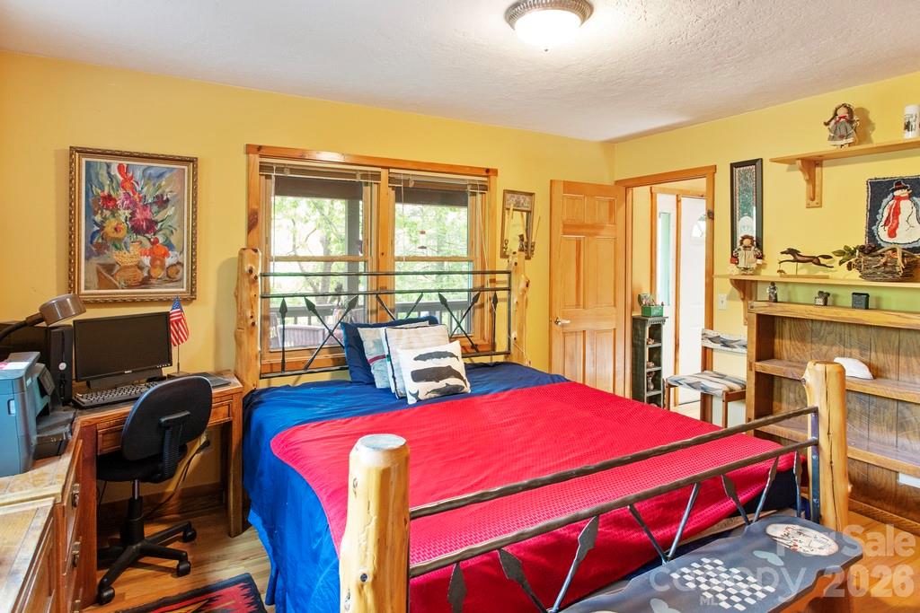 31 Valley Cove Place — Waynesville
