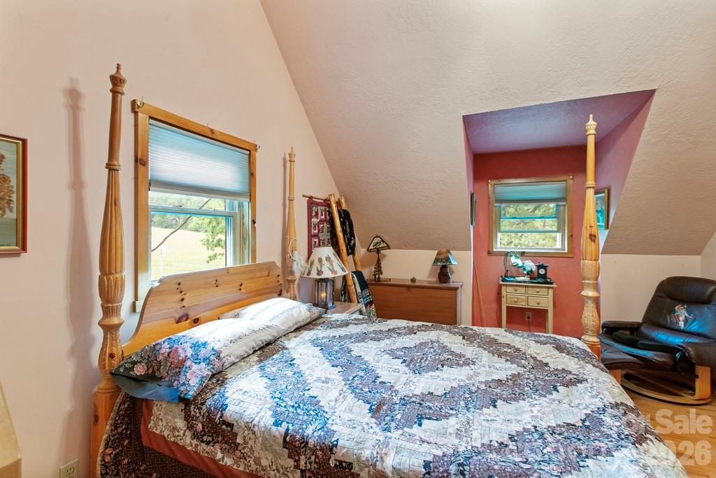 31 Valley Cove Place — Waynesville