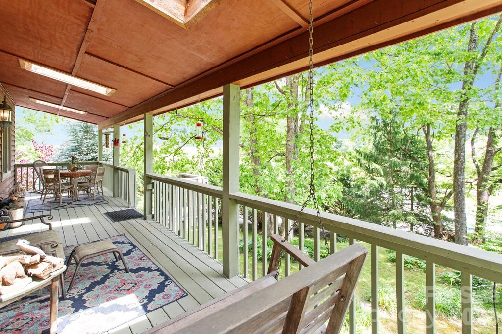 31 Valley Cove Place — Waynesville