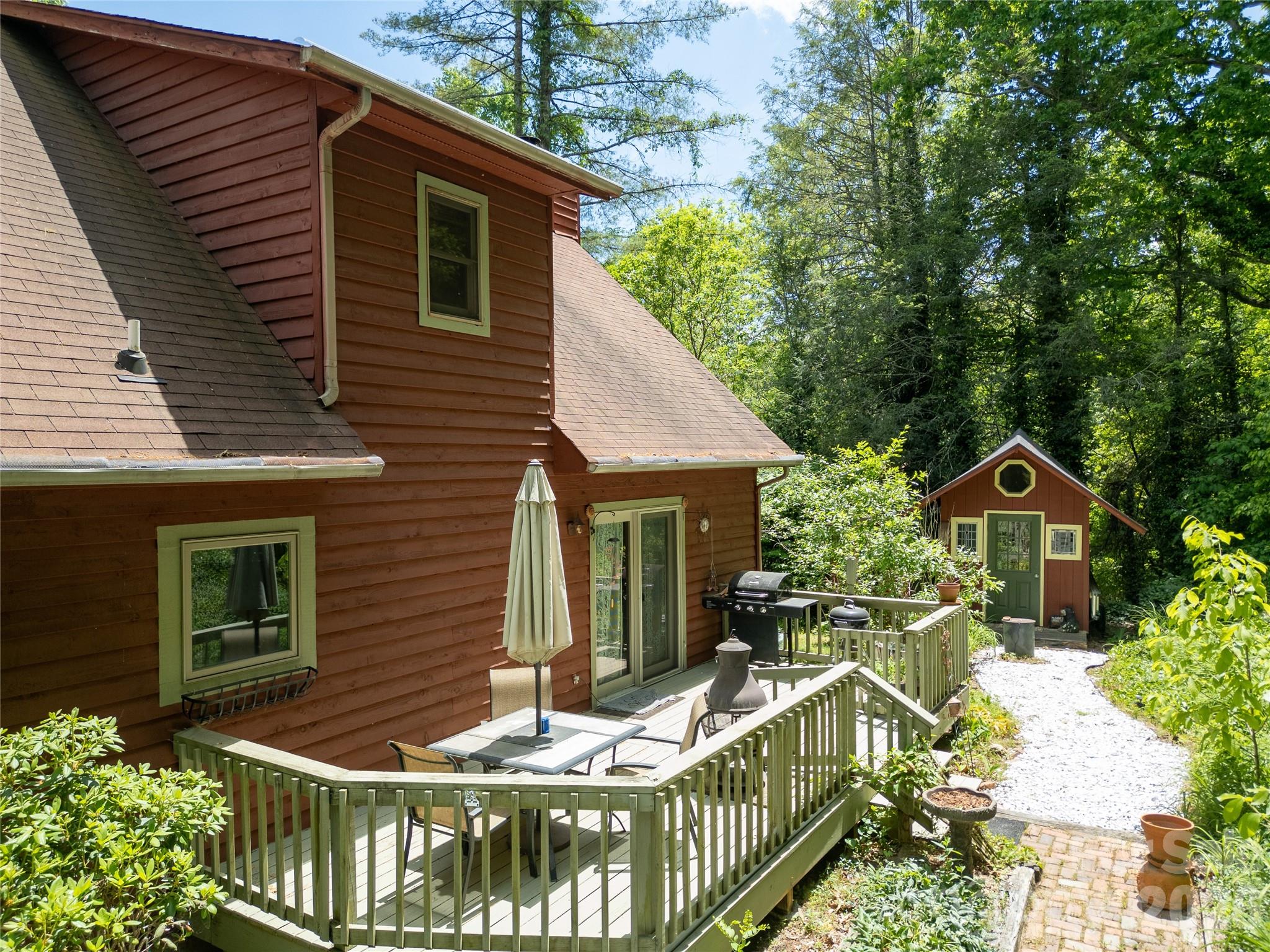 31 Valley Cove Place — Waynesville