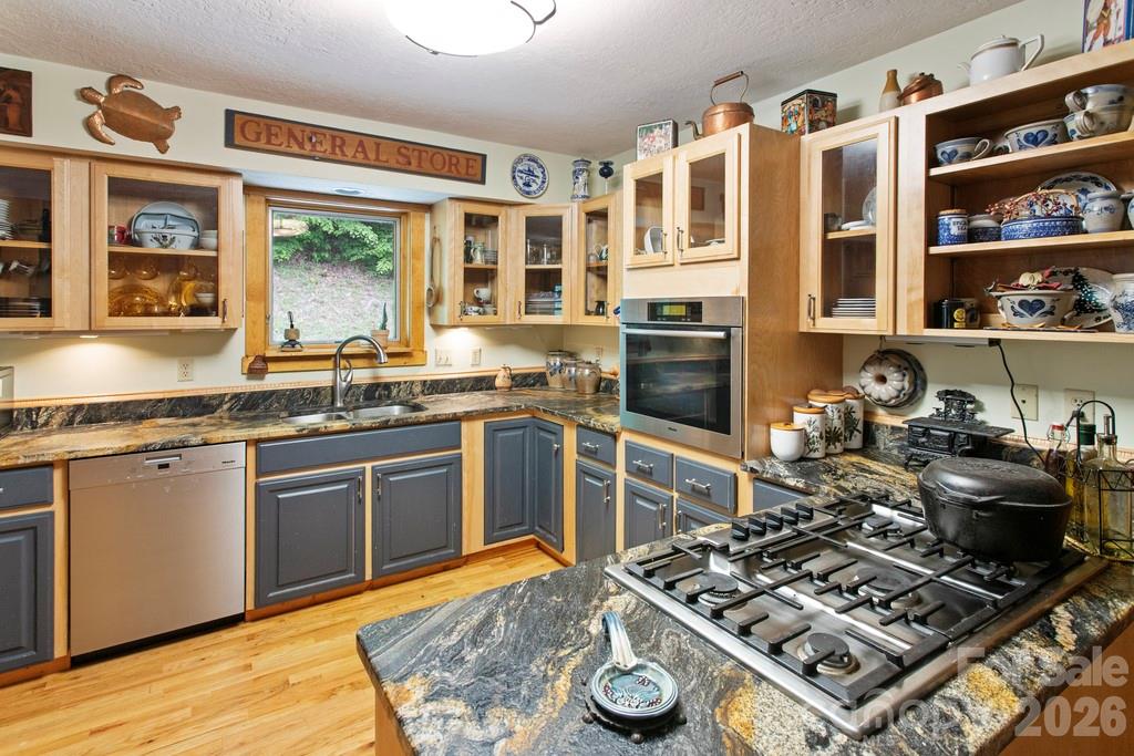31 Valley Cove Place — Waynesville