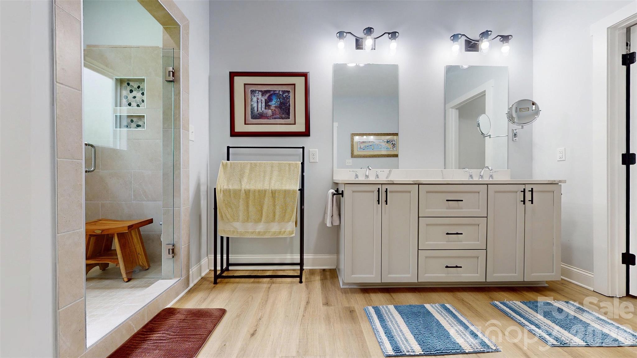 7051 Sparrow Lane — Vale