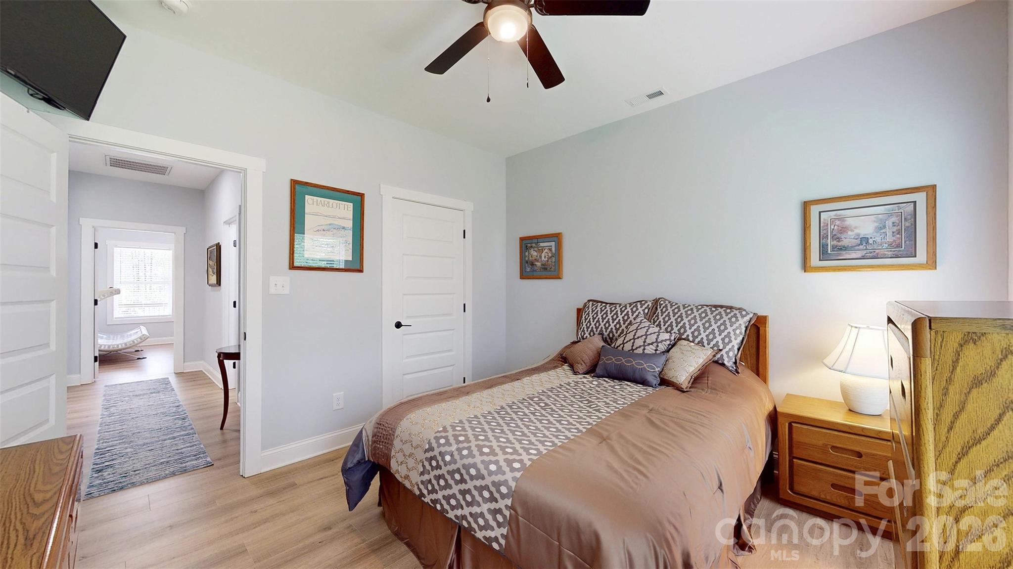 7051 Sparrow Lane — Vale