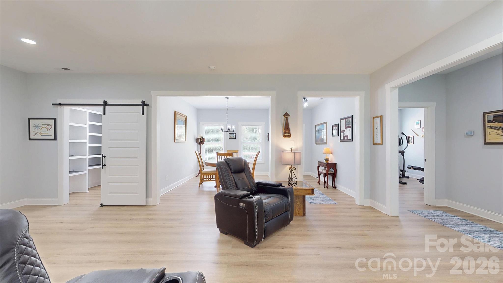7051 Sparrow Lane — Vale