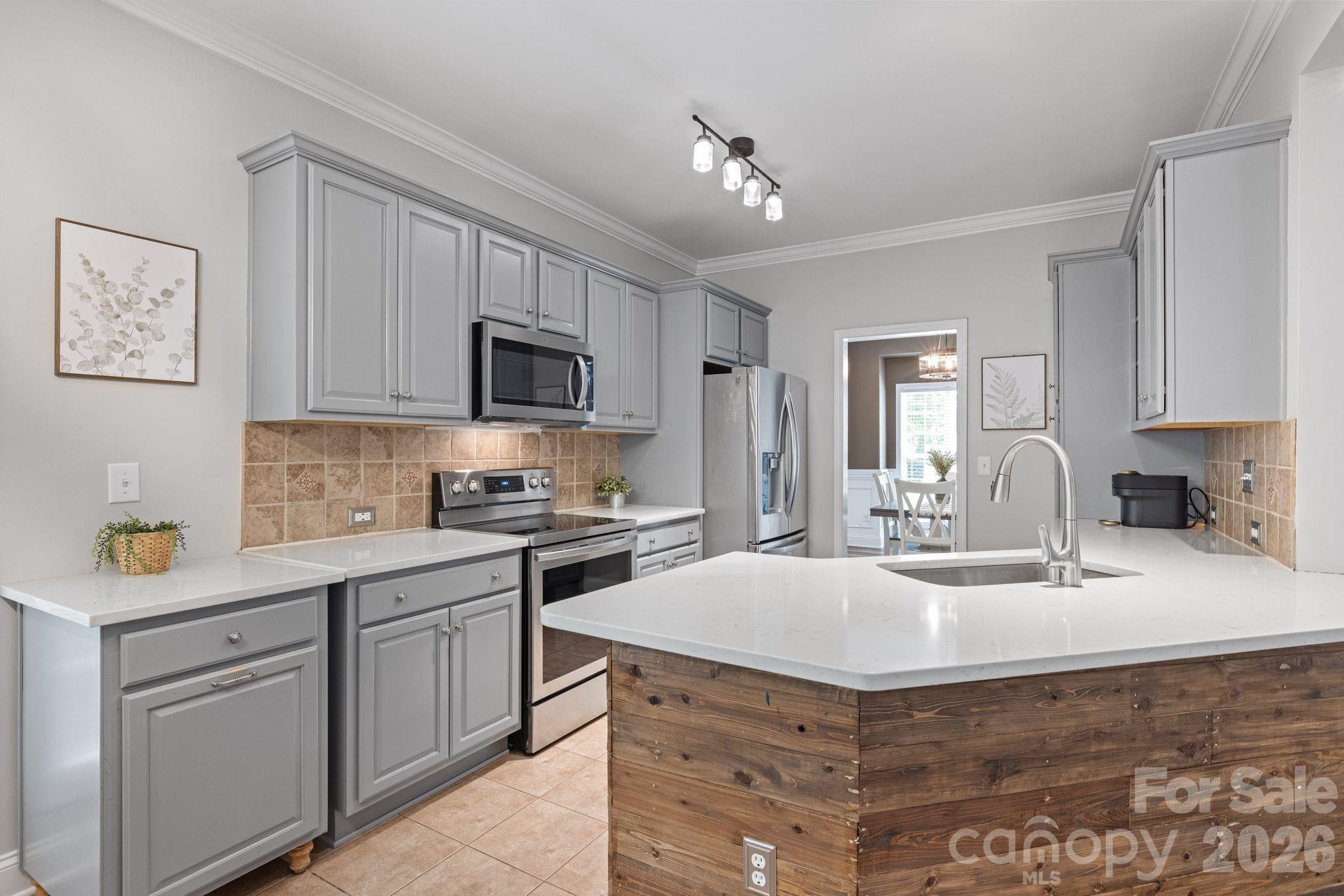 2818 Telefair Lane — Monroe