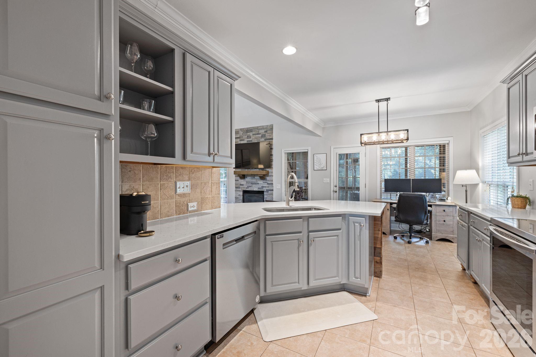 2818 Telefair Lane — Monroe