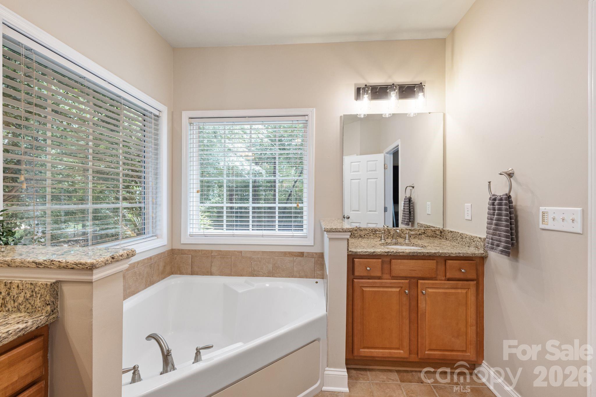 2818 Telefair Lane — Monroe
