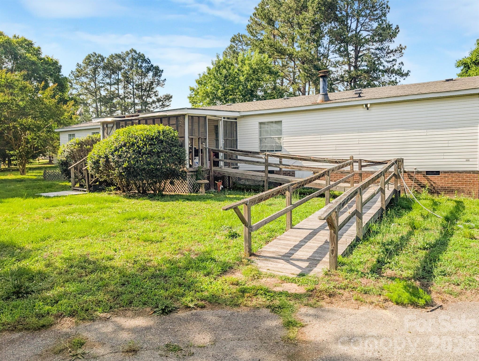 5151 Redman Road — Rocky Mount