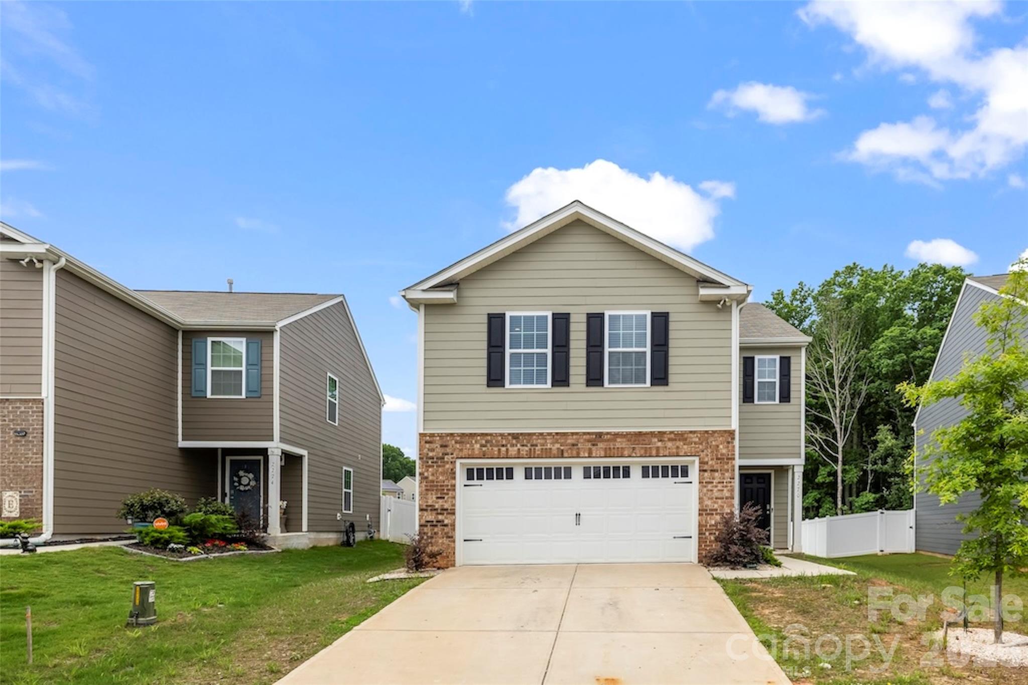 2270 Redstone Drive #23 — York