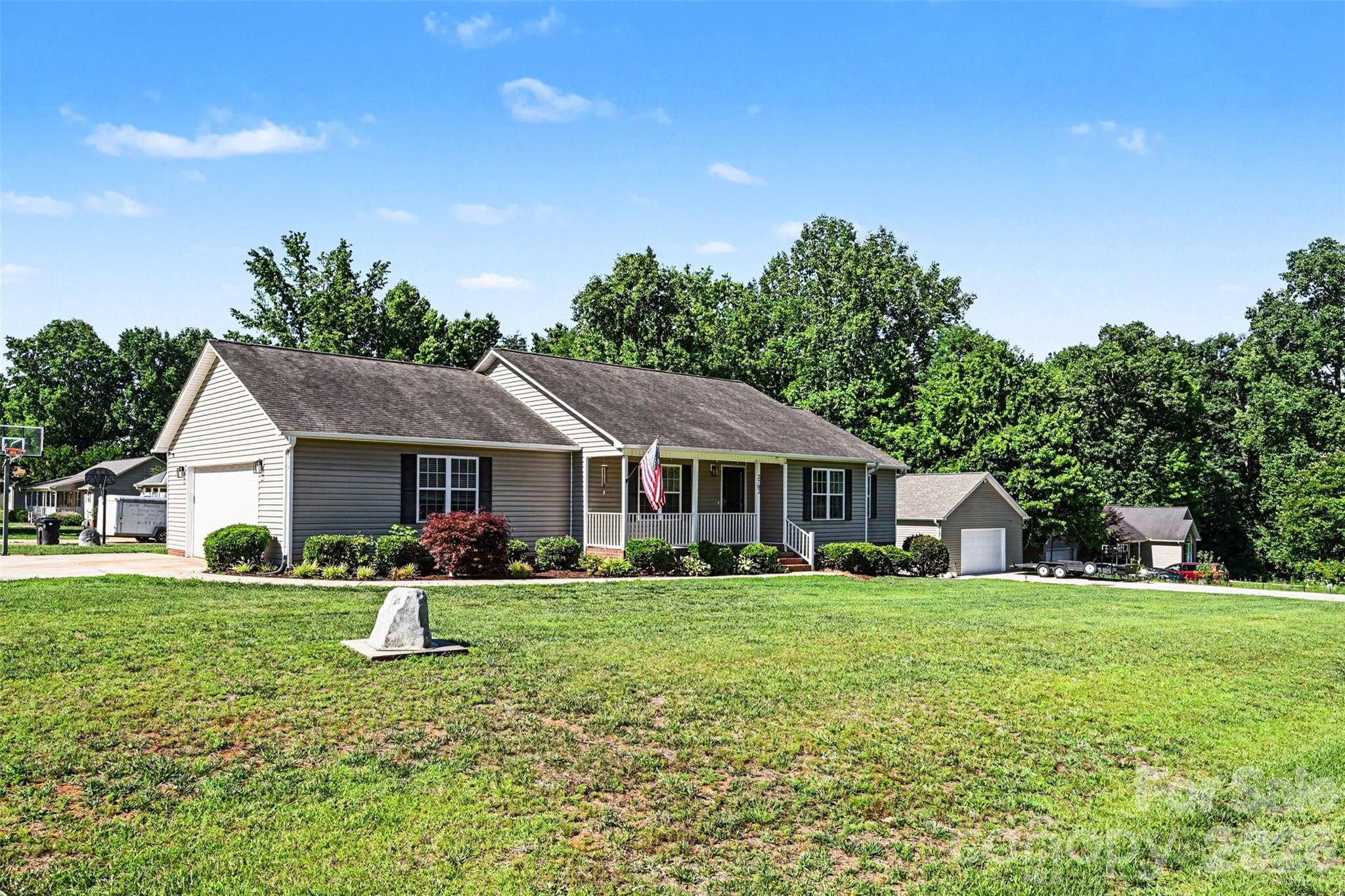 2720 Hill Top Drive — Salisbury