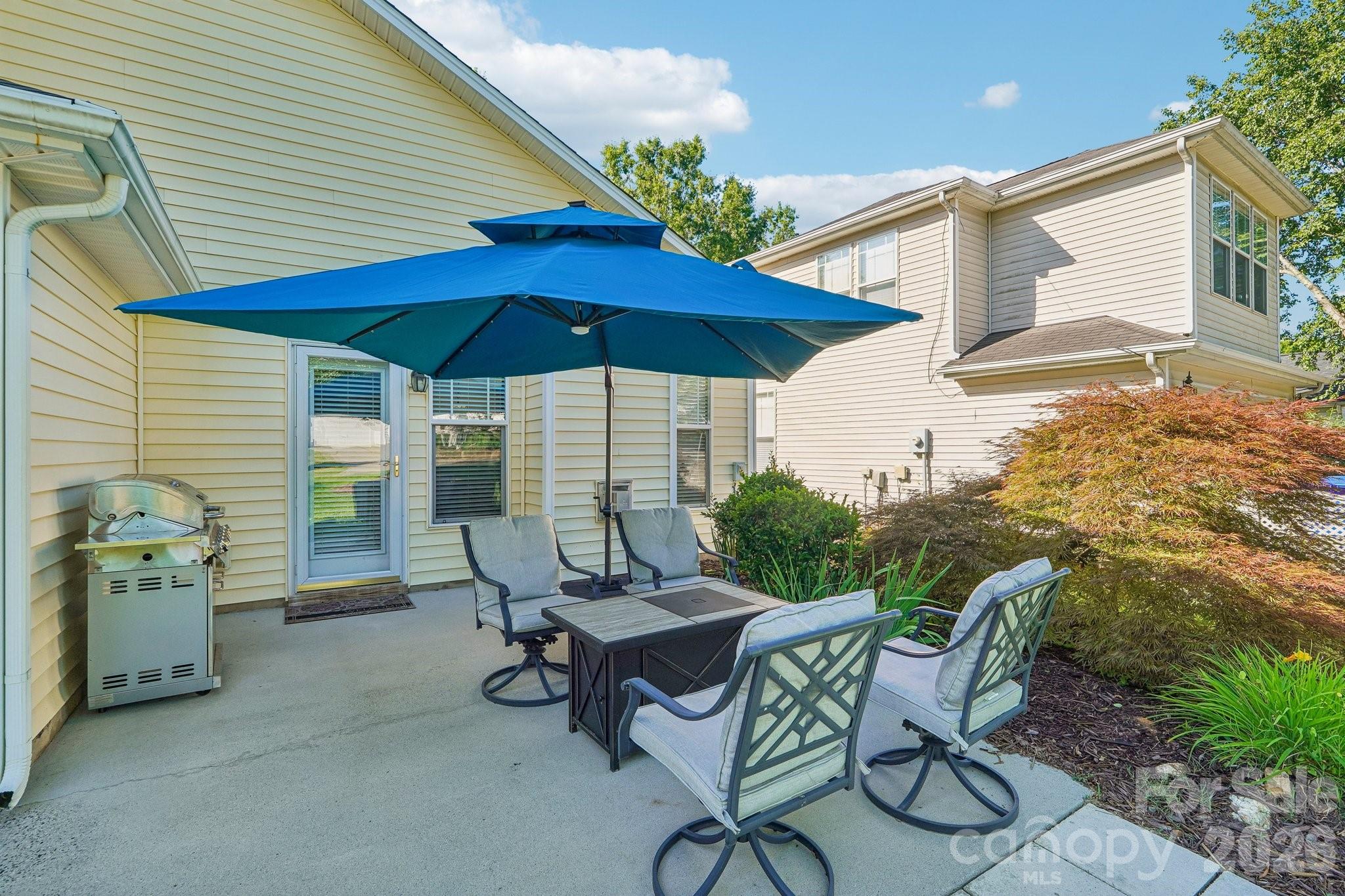 14914 Almondell Drive — Huntersville