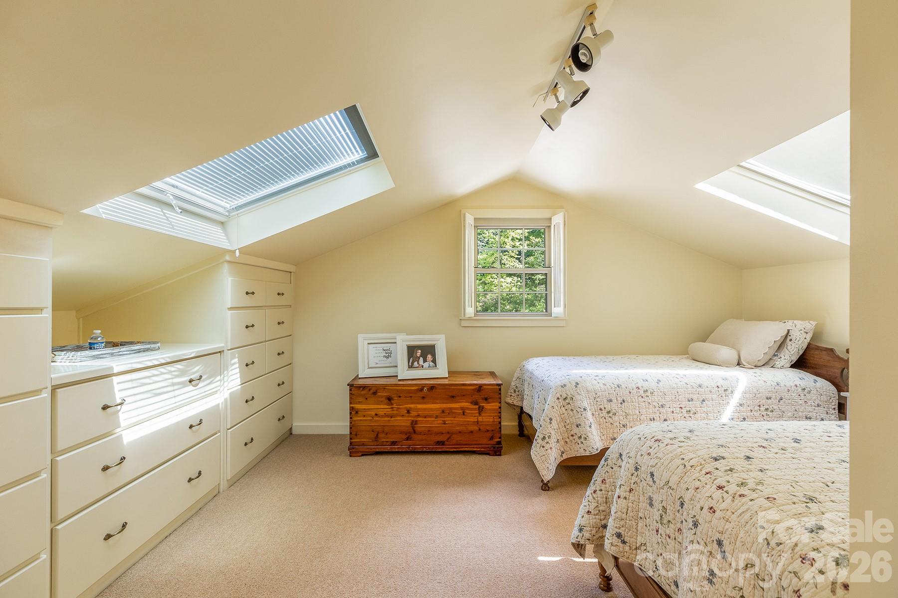 1213 Bull Pen Road — Cashiers
