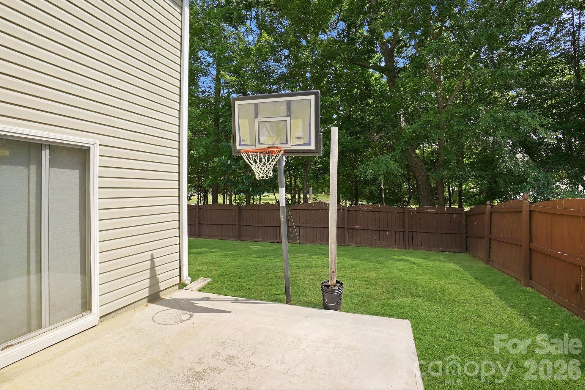 229 Waterlemon Way — Monroe