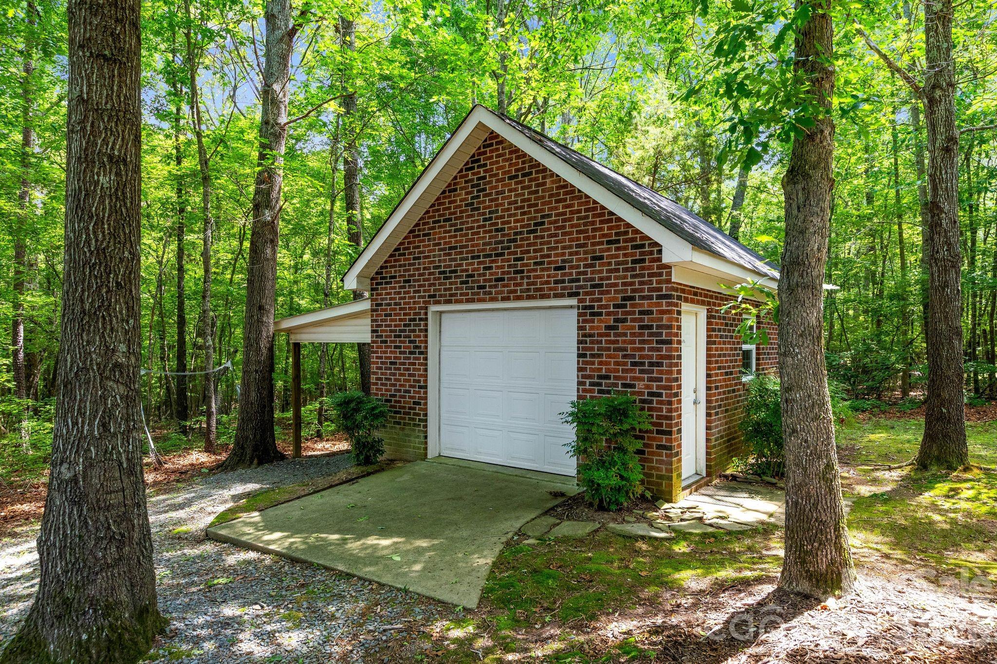 3146 Beaver Dam Drive — Monroe