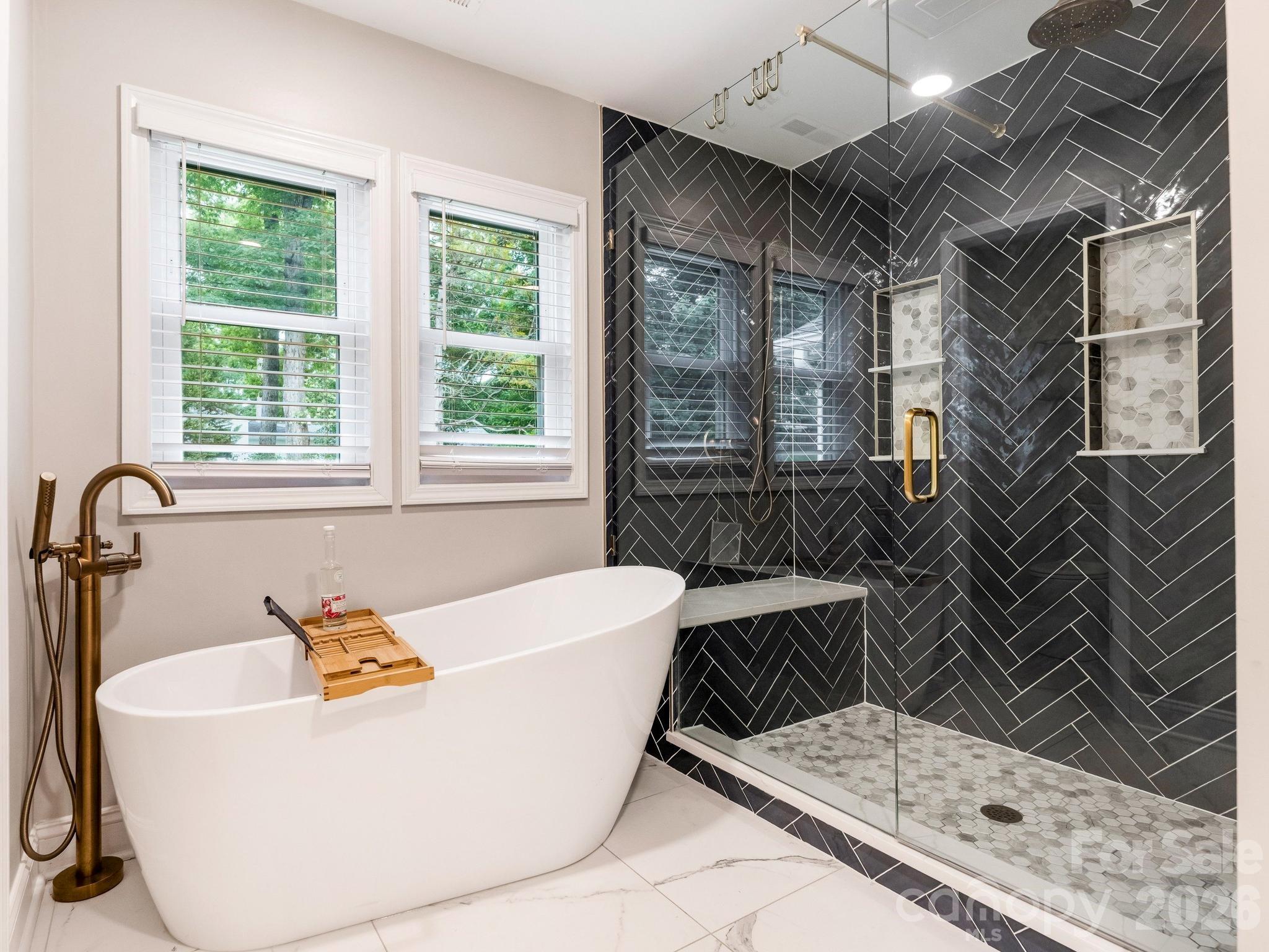 6801 Rollingridge Drive — Charlotte