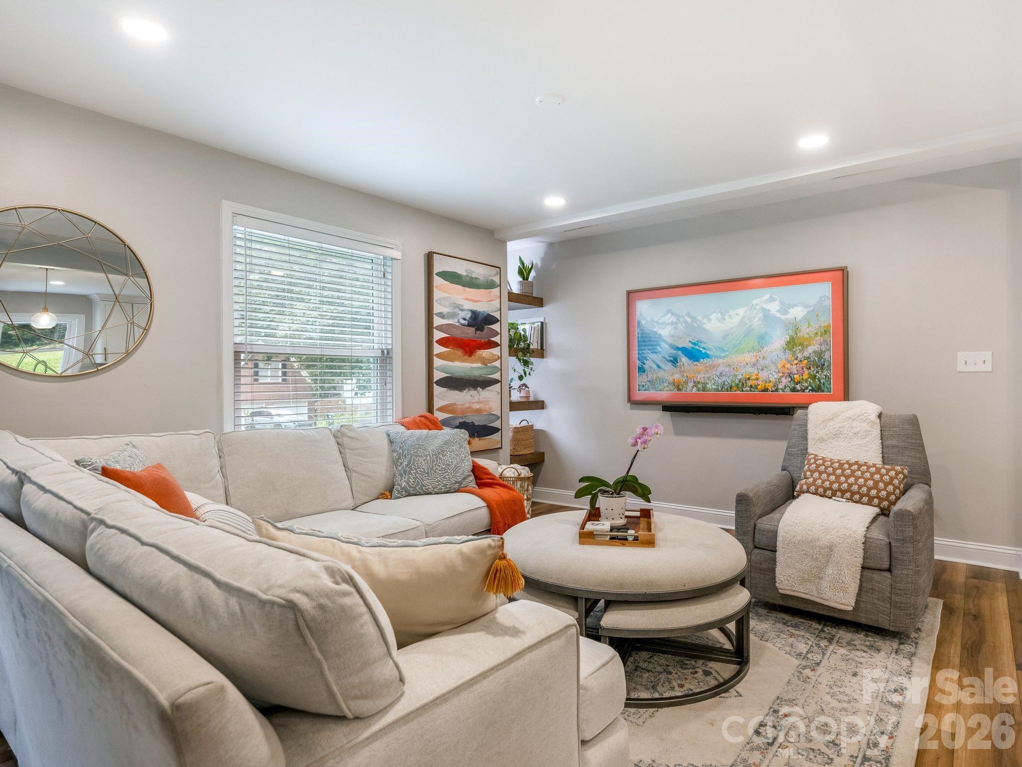 6801 Rollingridge Drive — Charlotte