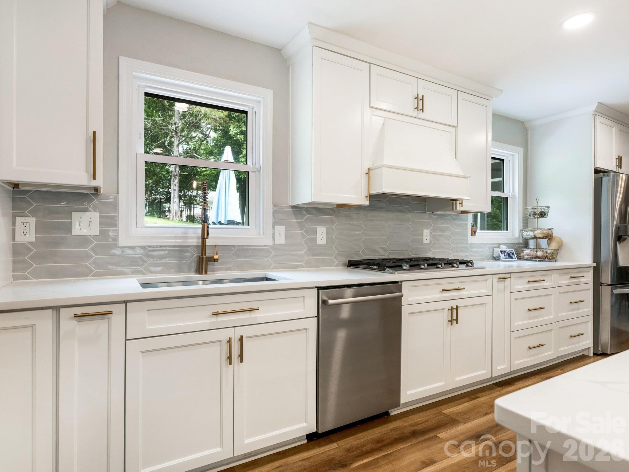 6801 Rollingridge Drive — Charlotte