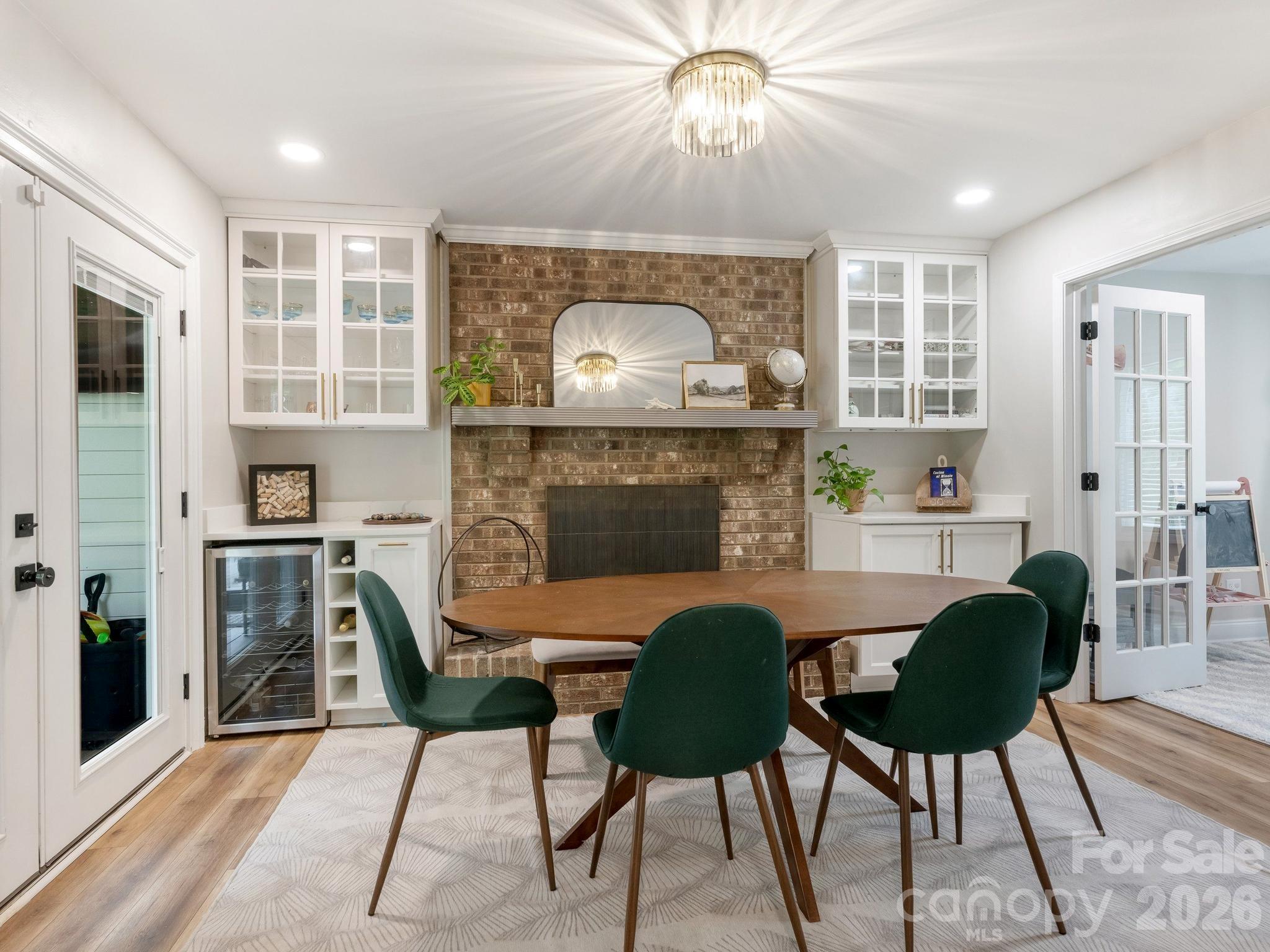 6801 Rollingridge Drive — Charlotte