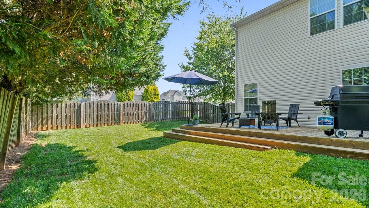 208 Glenn Allen Road — Mooresville
