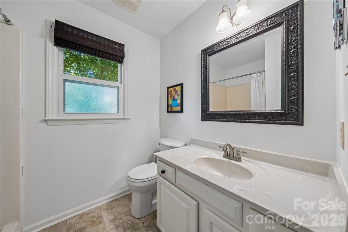 14004 Maple Hollow Lane — Mint Hill