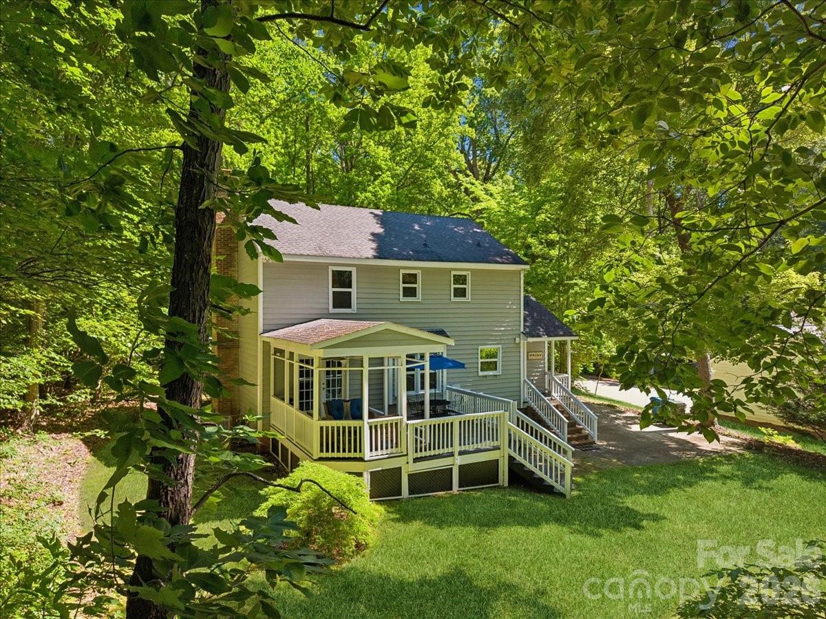 14004 Maple Hollow Lane — Mint Hill