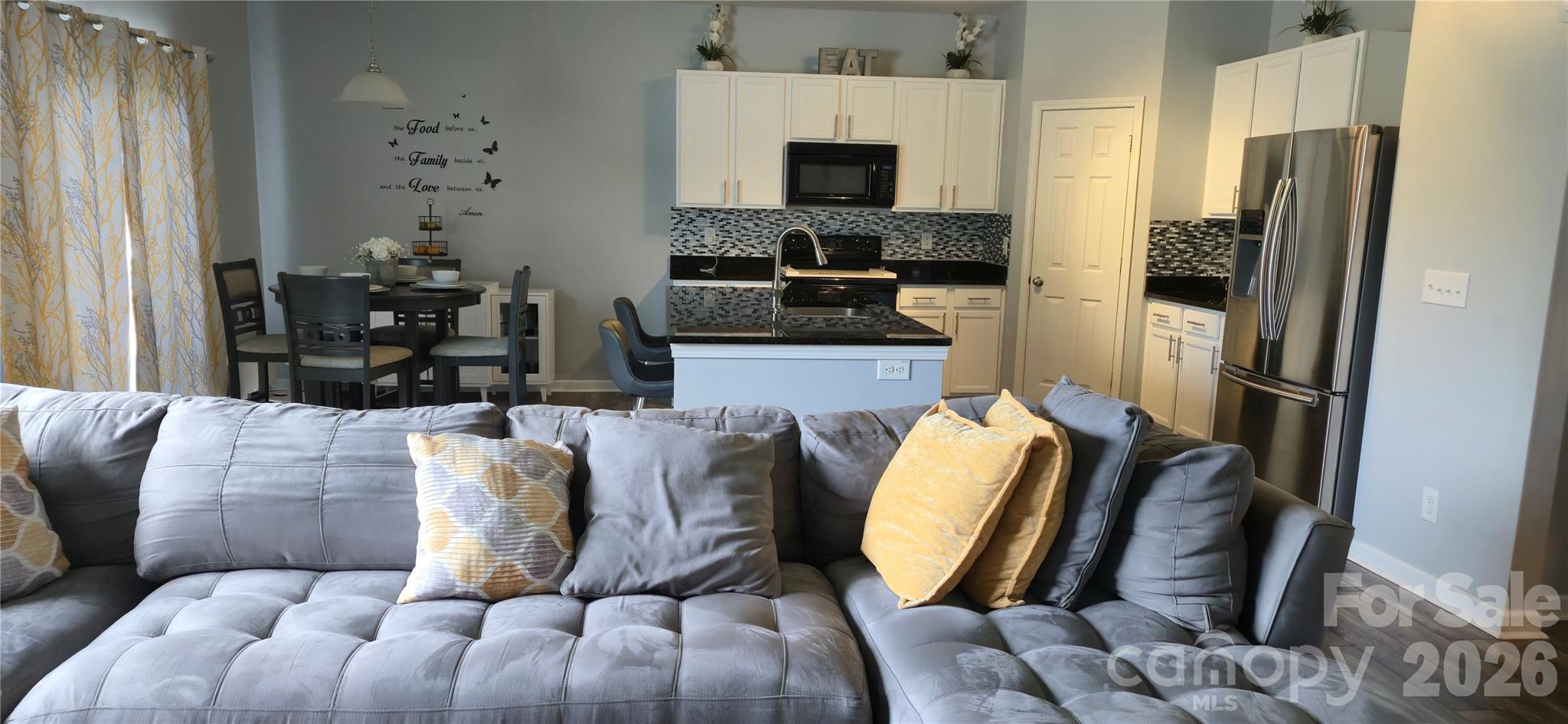 10119 Green Grass Road — Charlotte
