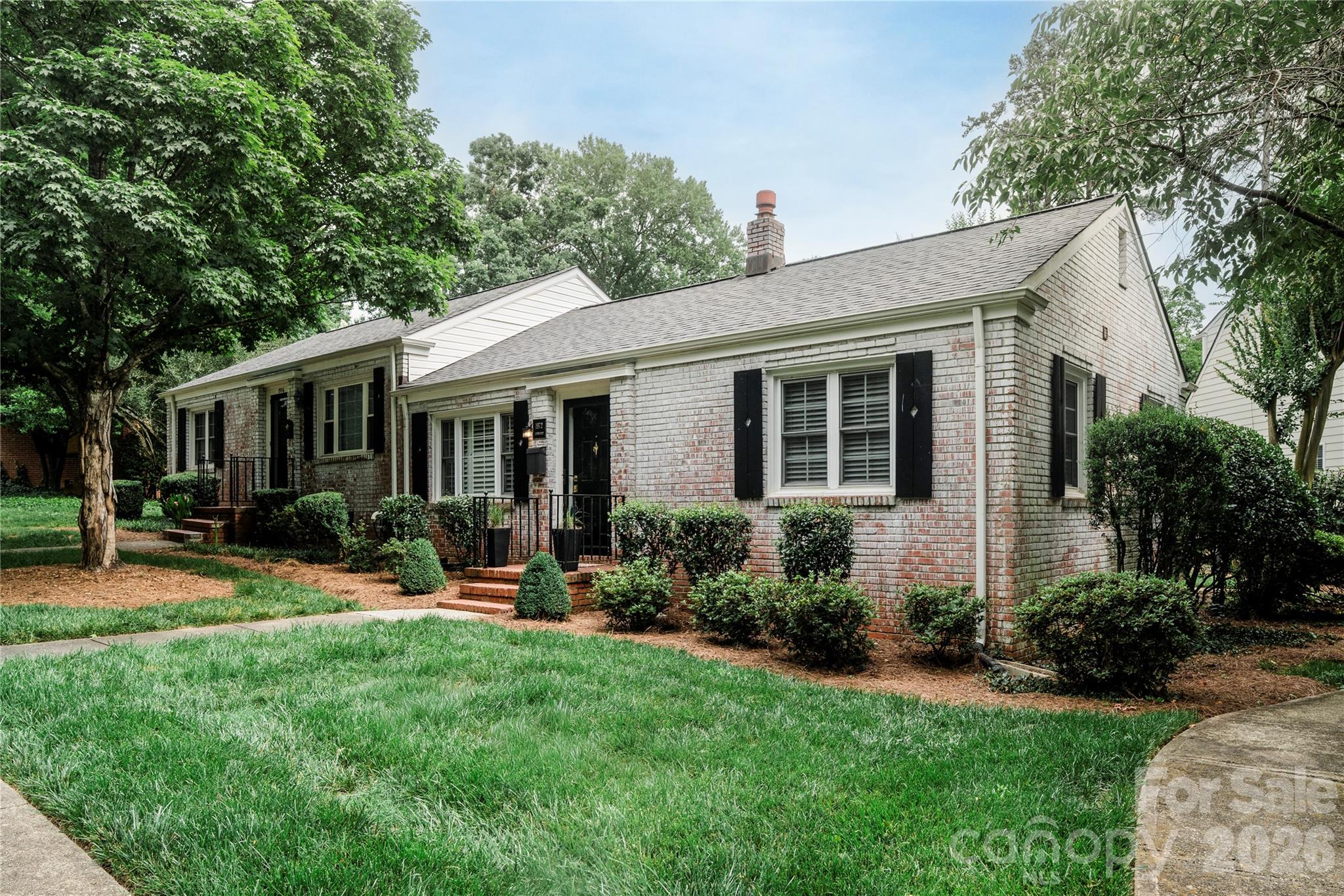 1972 Lynnwood Drive — Charlotte