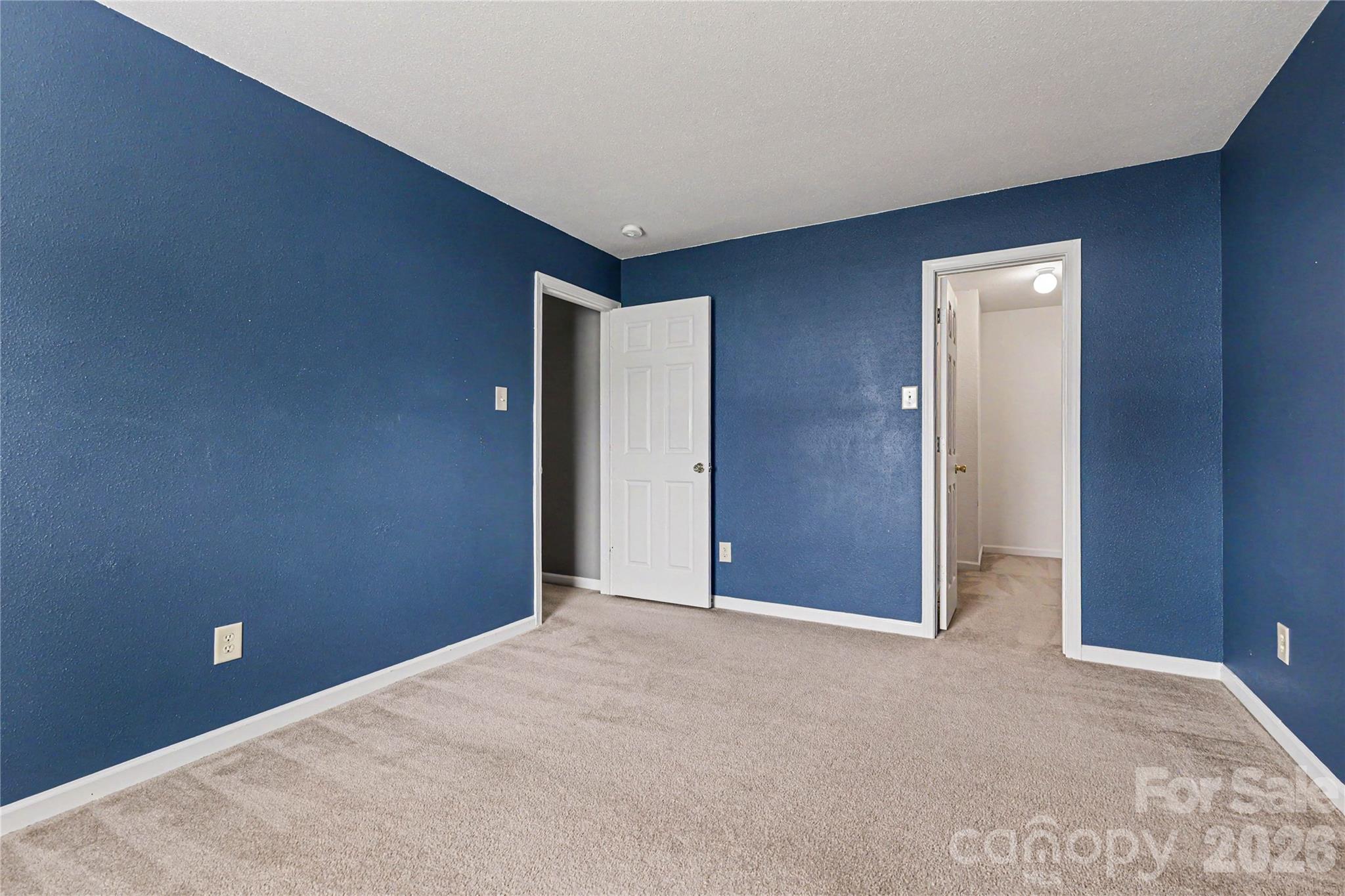 3800 Shasta Circle — Clover