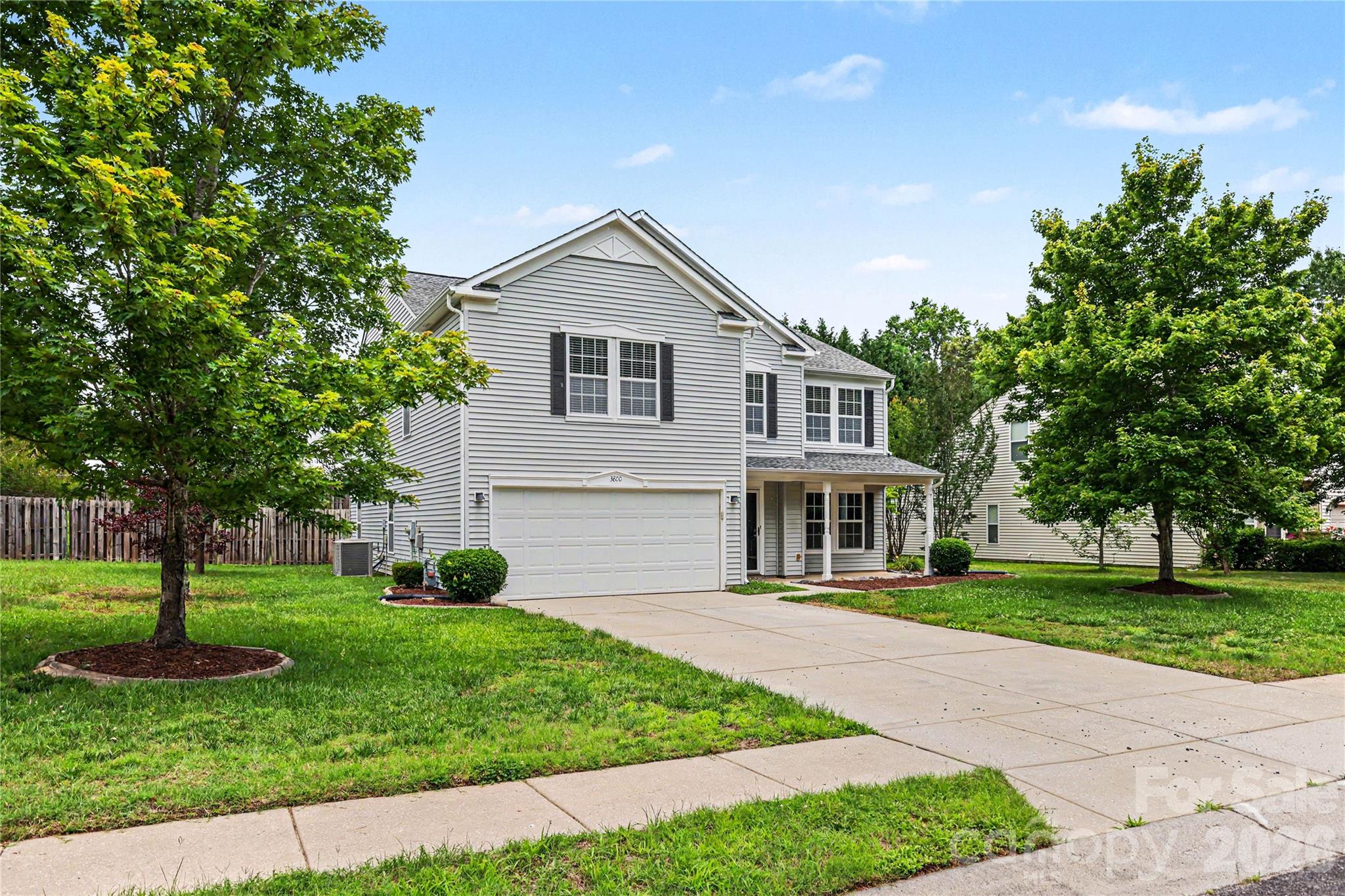 3800 Shasta Circle — Clover