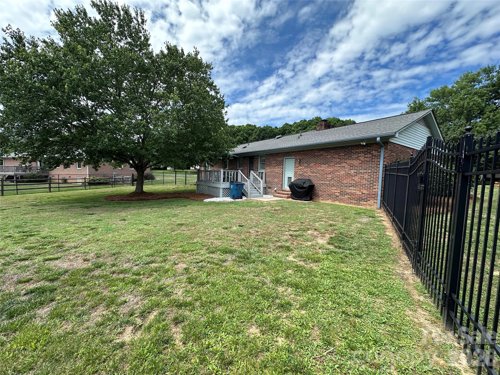 5525 Randolph Road — Kannapolis