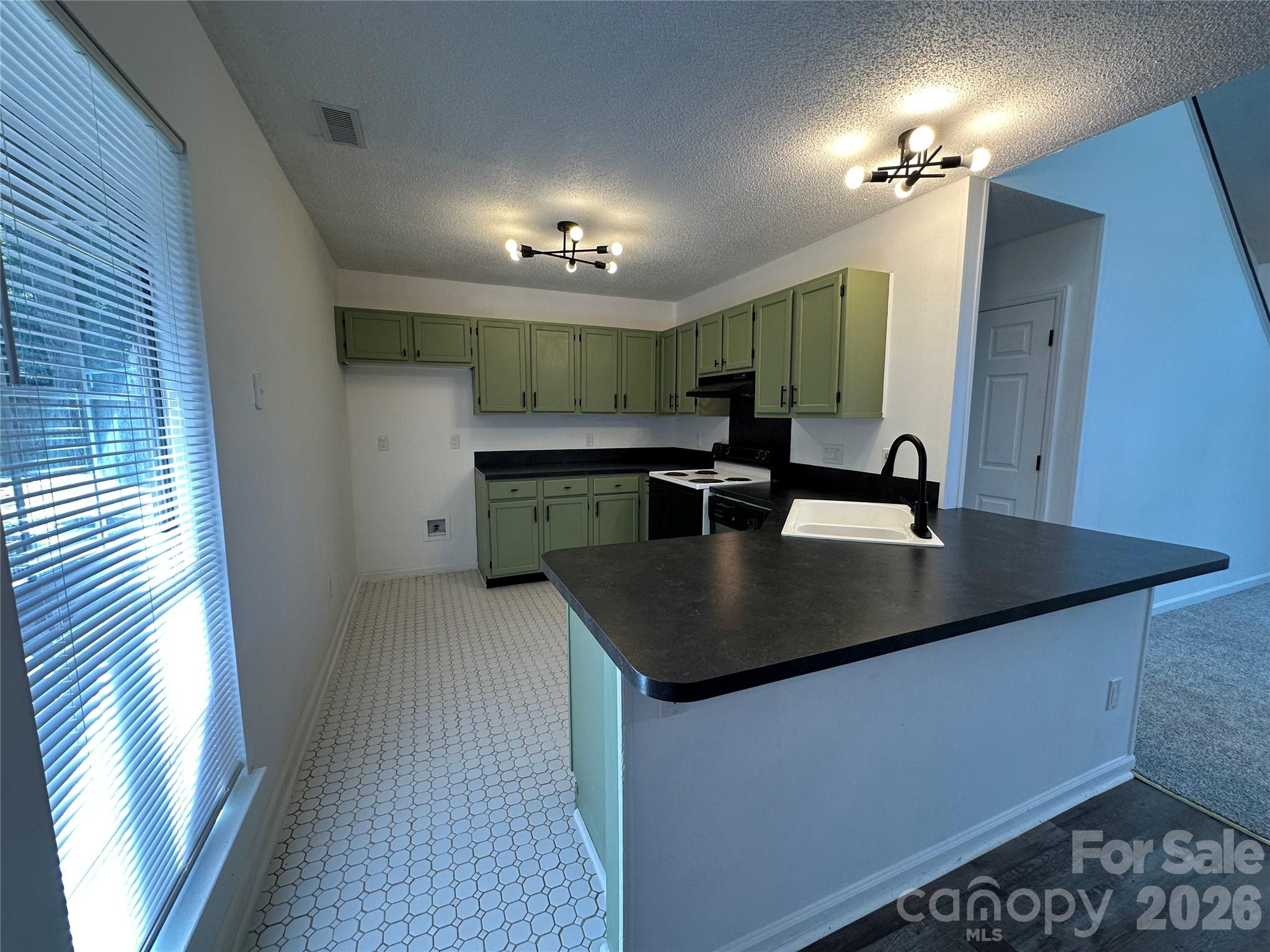 10220 Rockwood Road — Charlotte