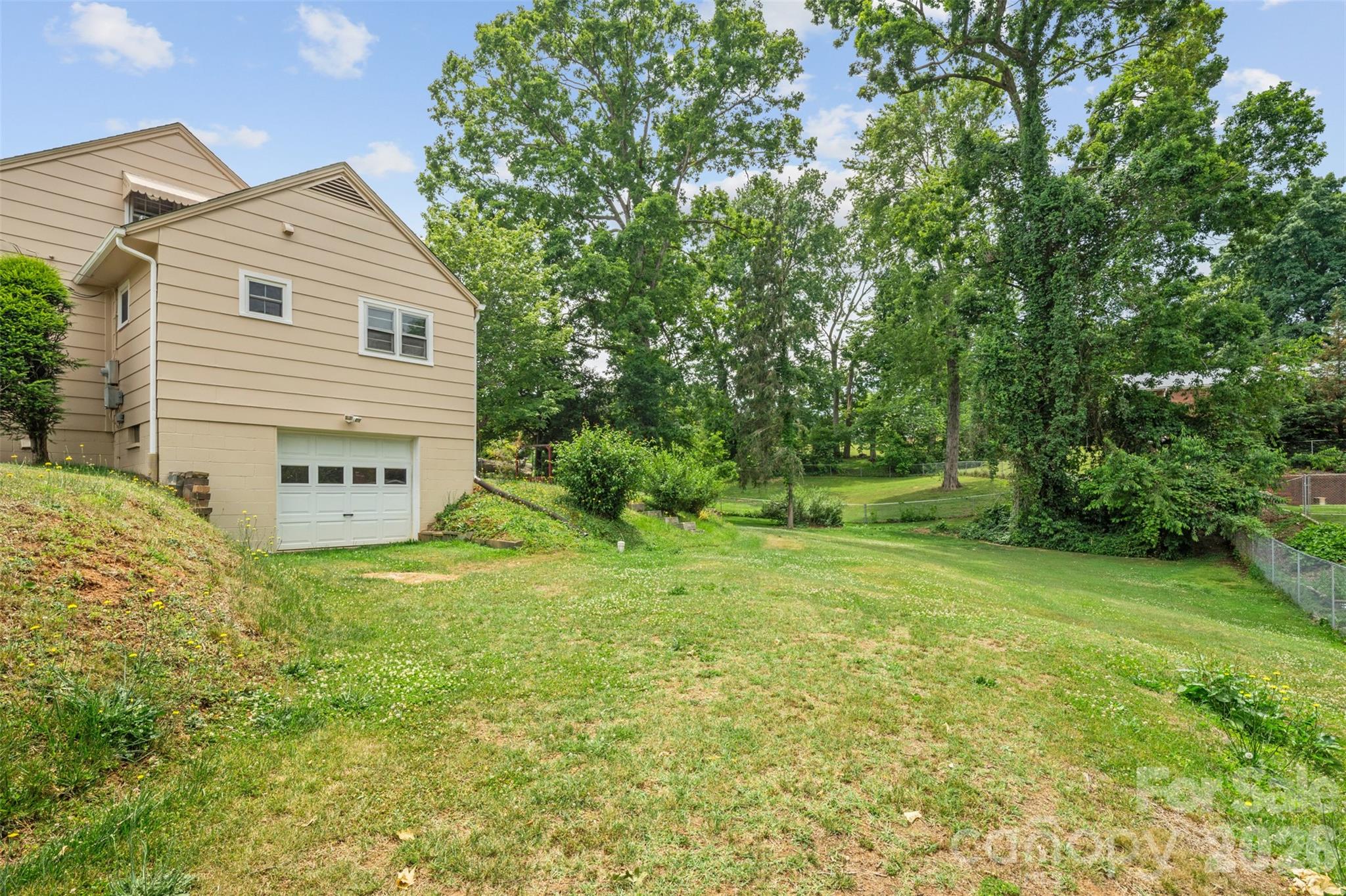 314 Old Leicester Highway — Asheville