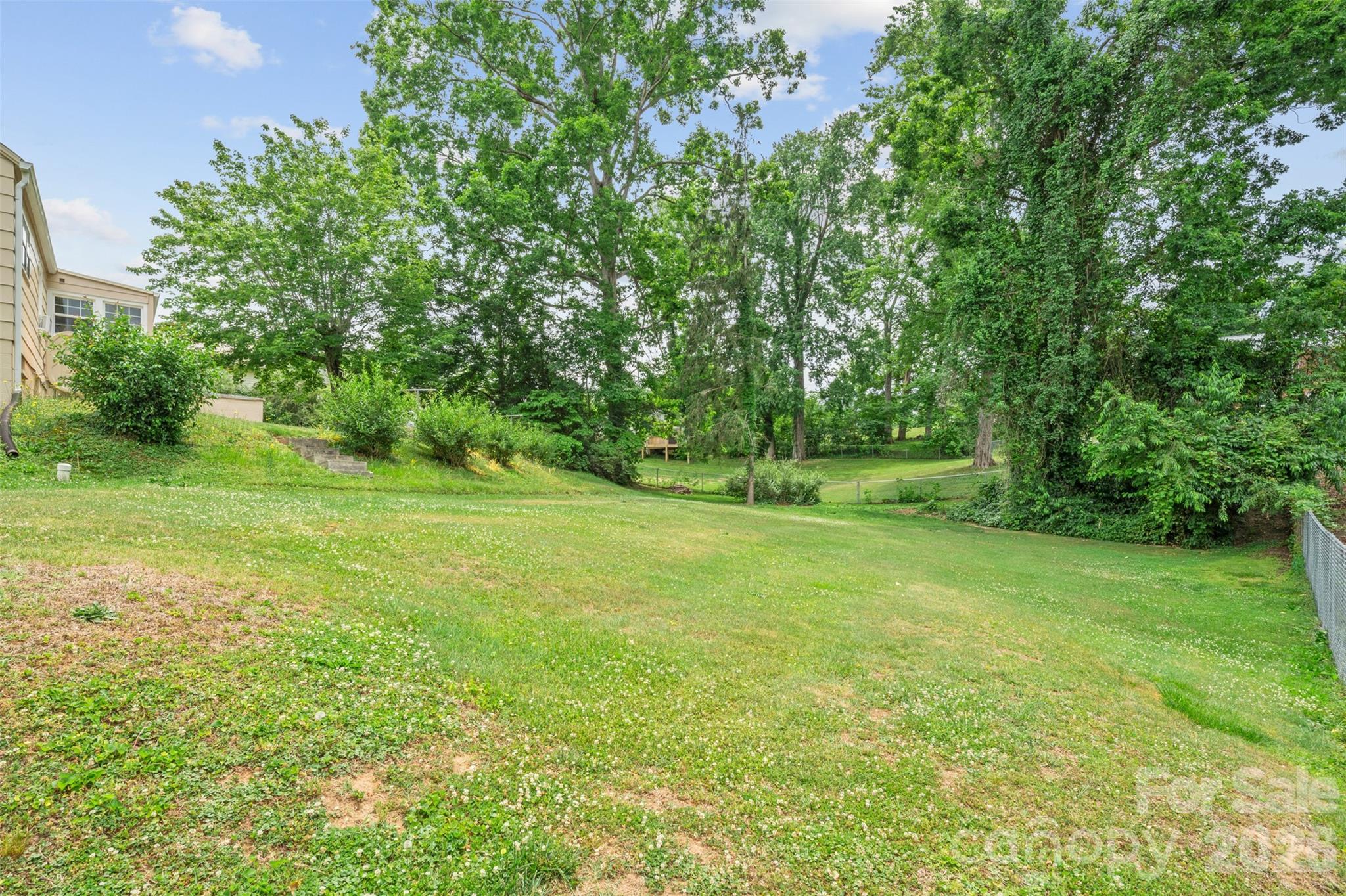 314 Old Leicester Highway — Asheville