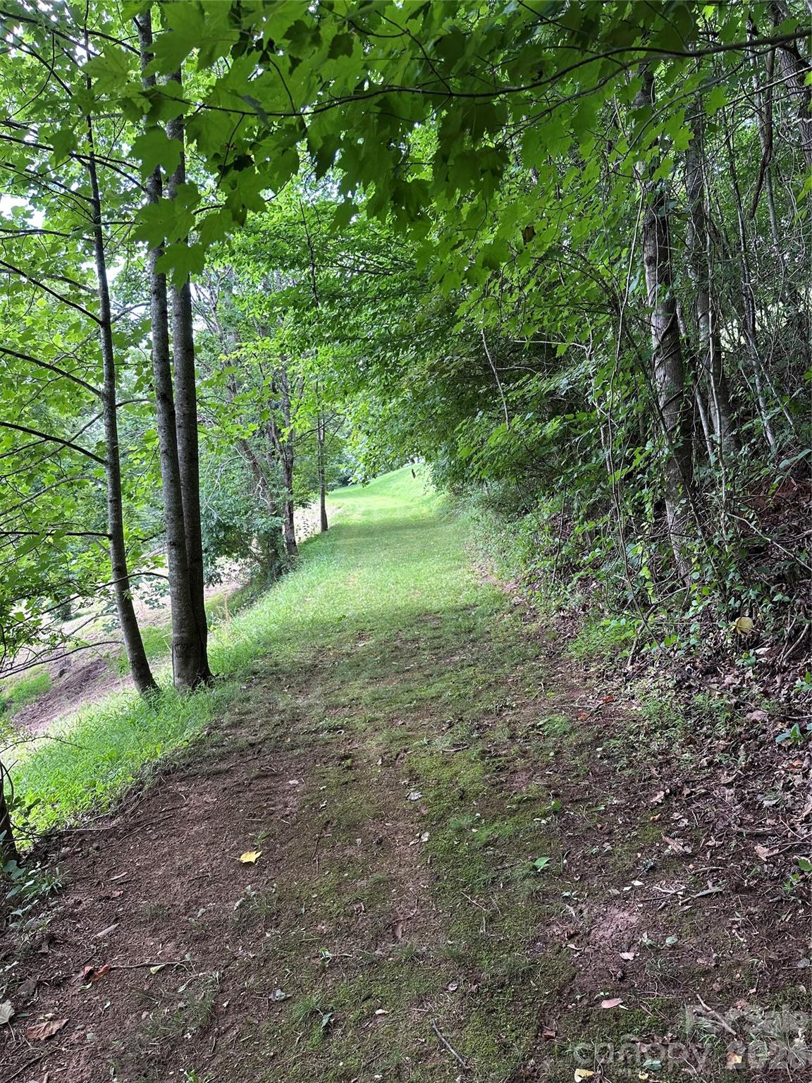 70 Heslar Way — Marshall