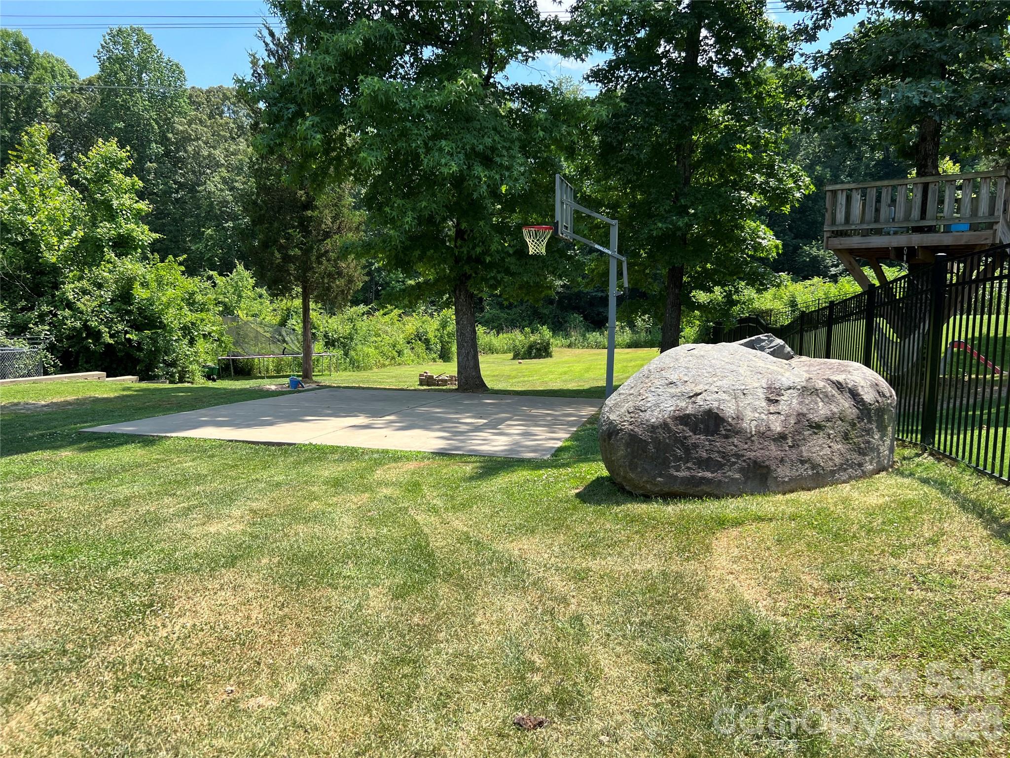 1106 Brookdale Lane — Stanley