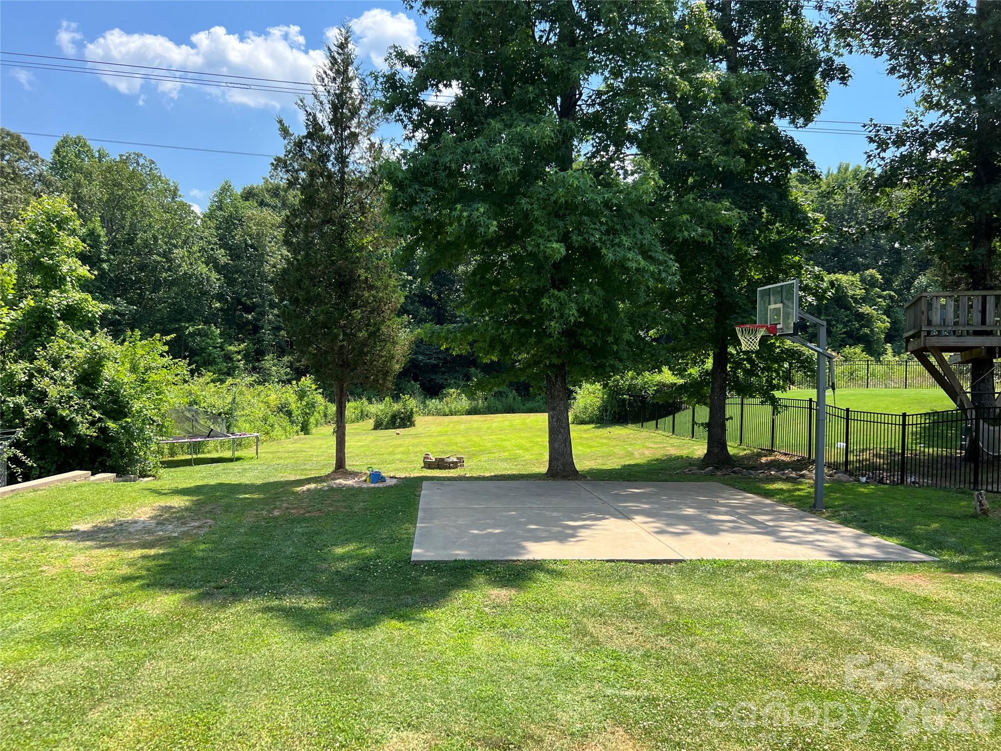 1106 Brookdale Lane — Stanley