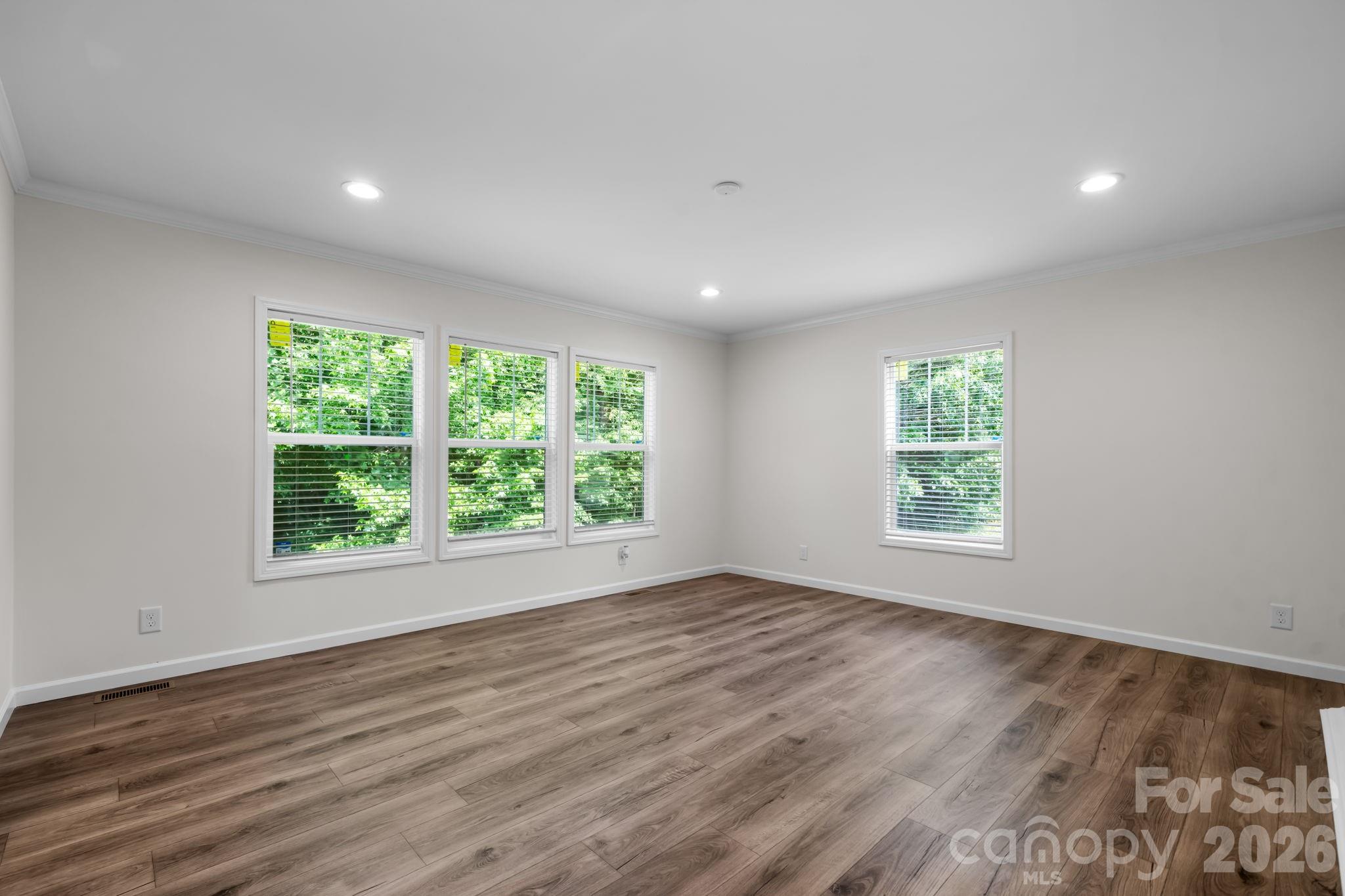 4960 Berkley Street — Morganton