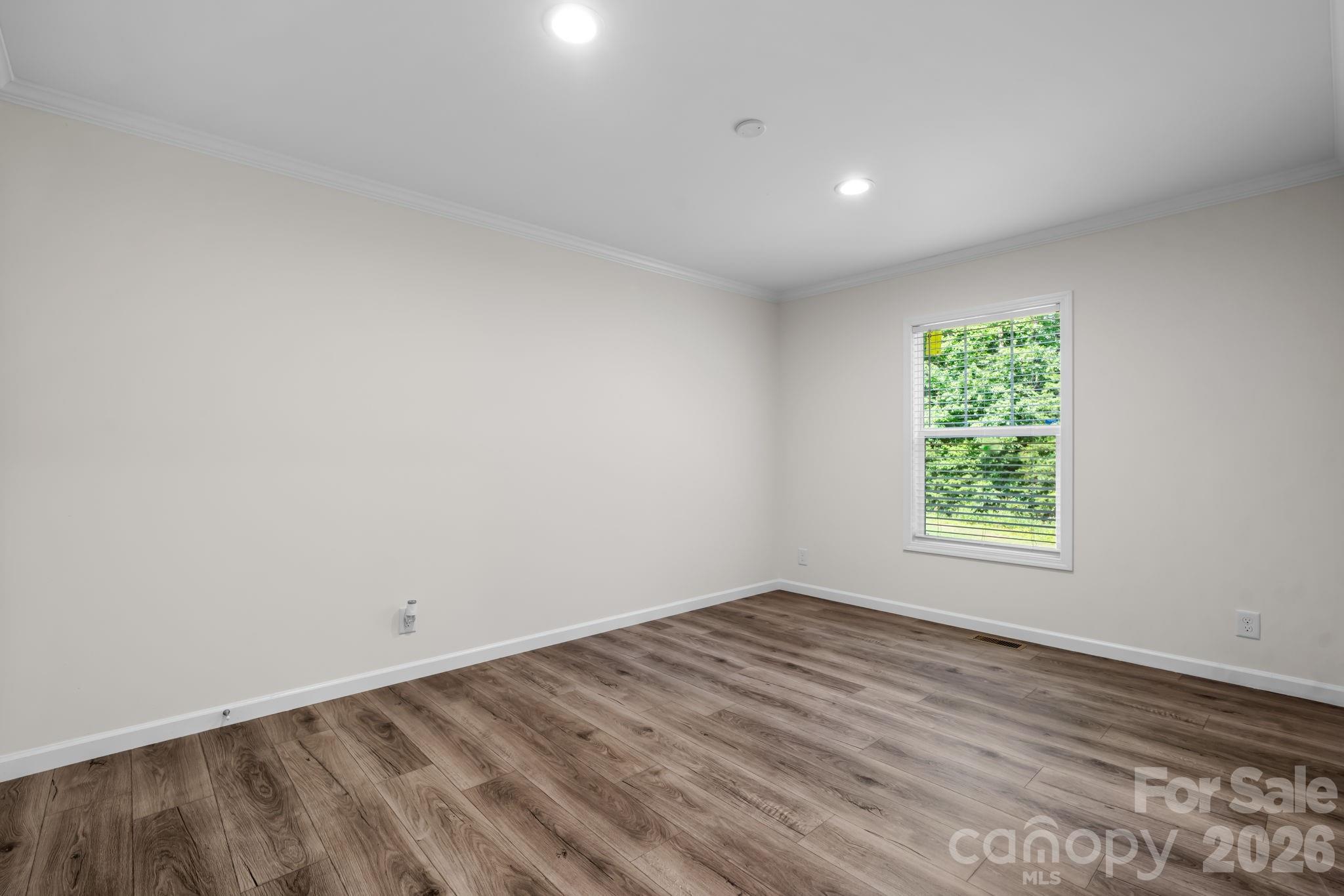 4960 Berkley Street — Morganton