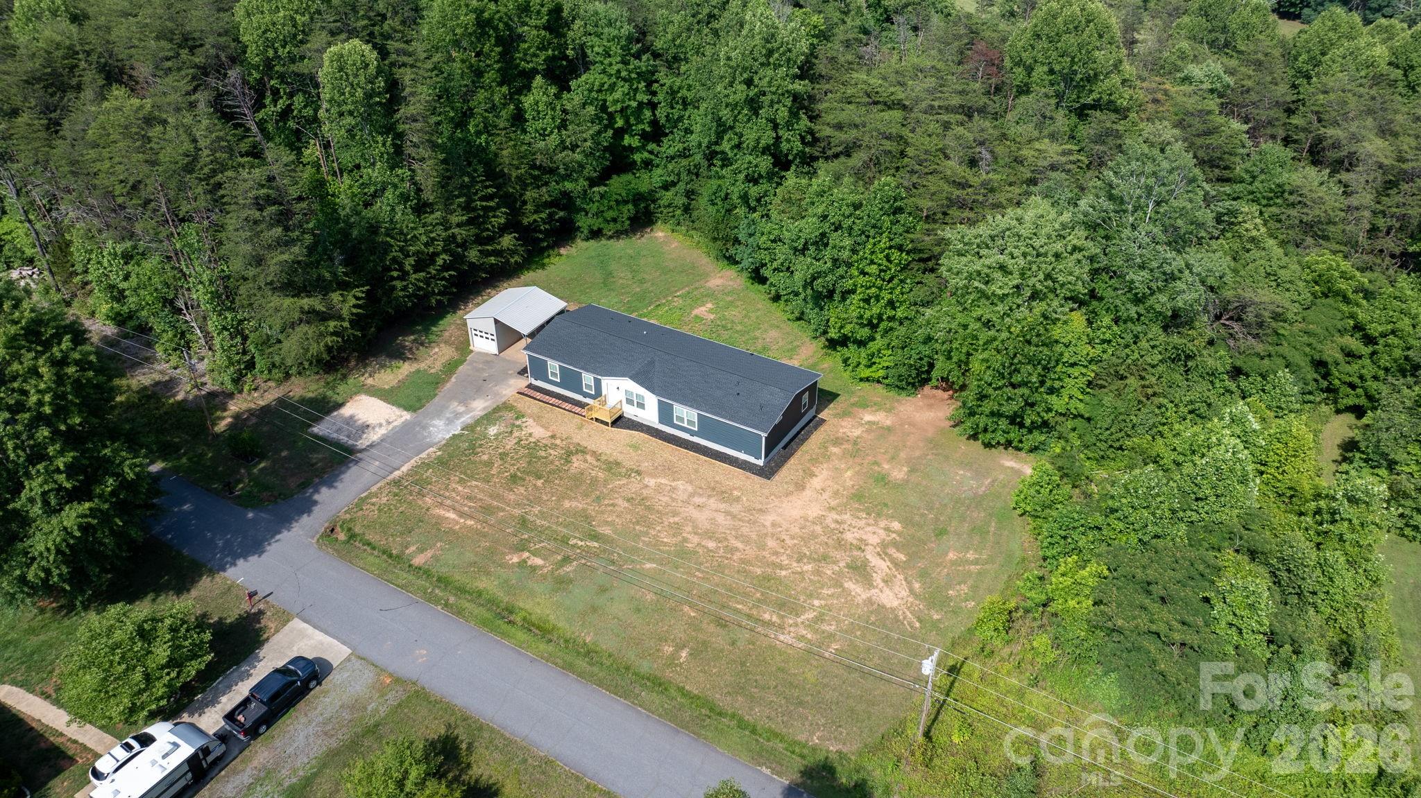 4960 Berkley Street — Morganton
