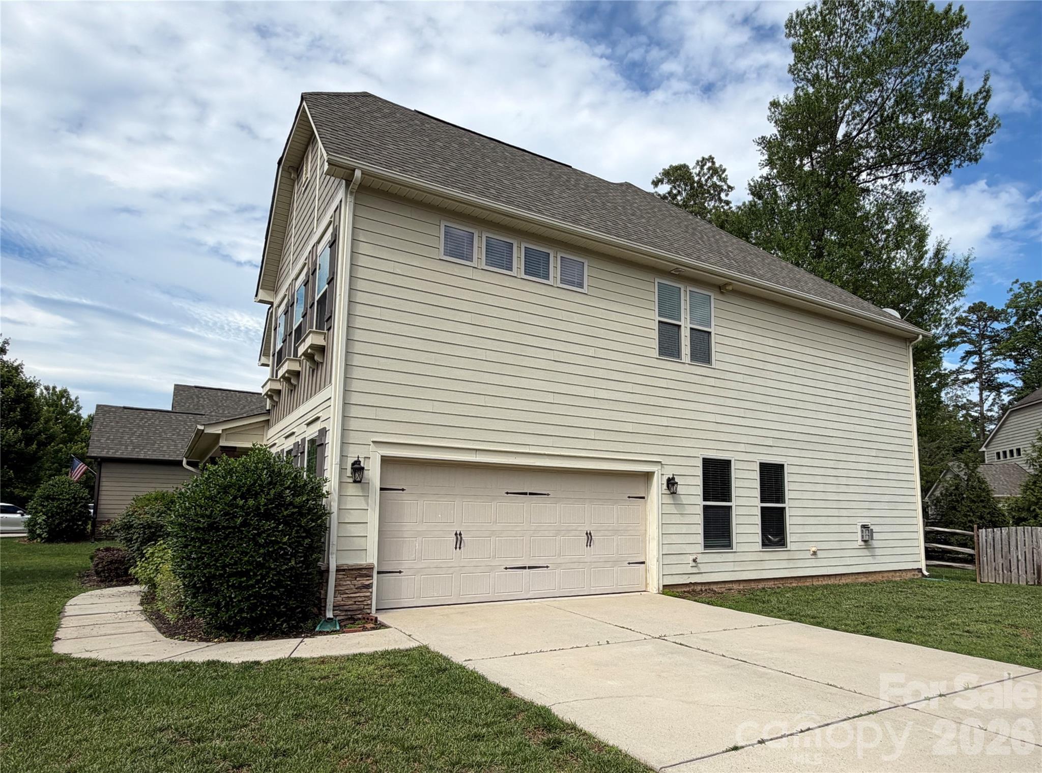 6013 Hyde Park Drive — Indian Trail
