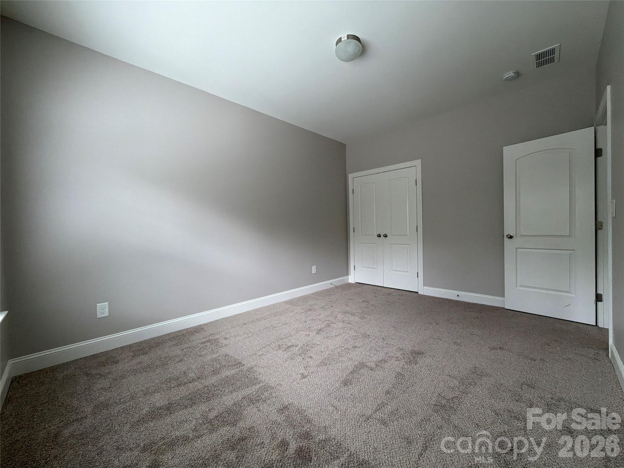 6013 Hyde Park Drive — Indian Trail