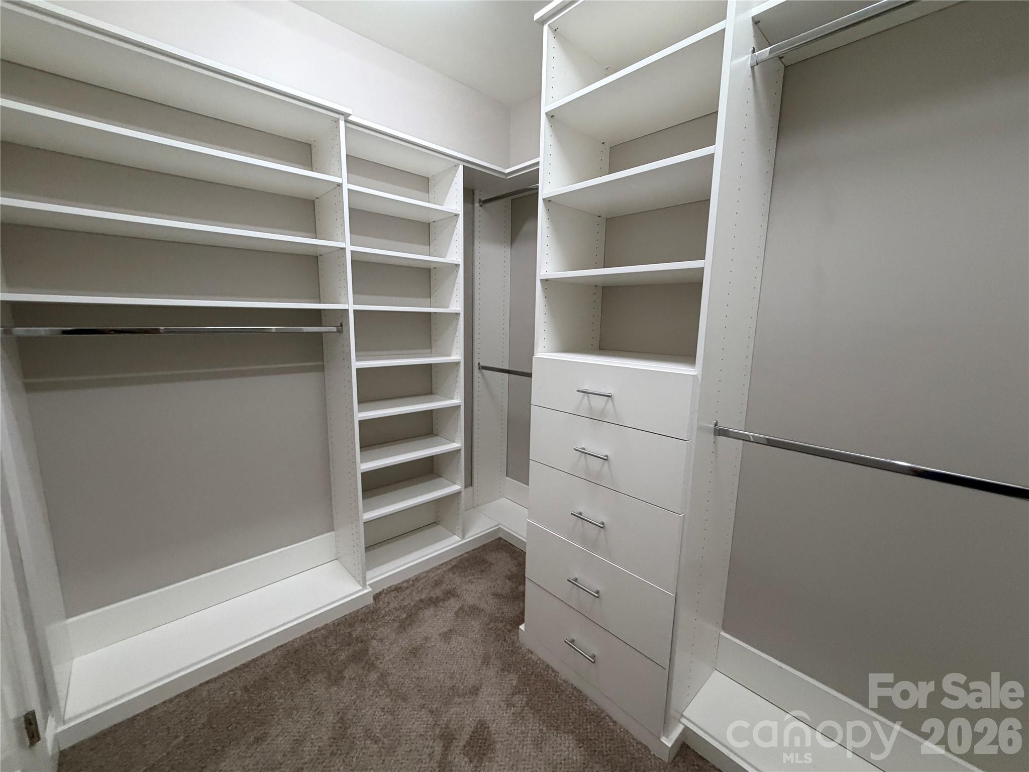 6013 Hyde Park Drive — Indian Trail