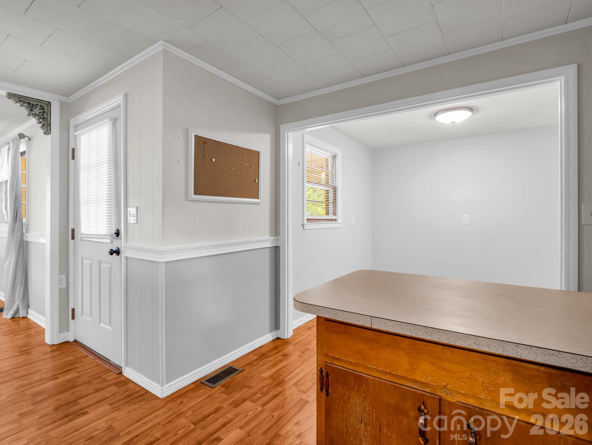 151 Woodside Drive — Forest City