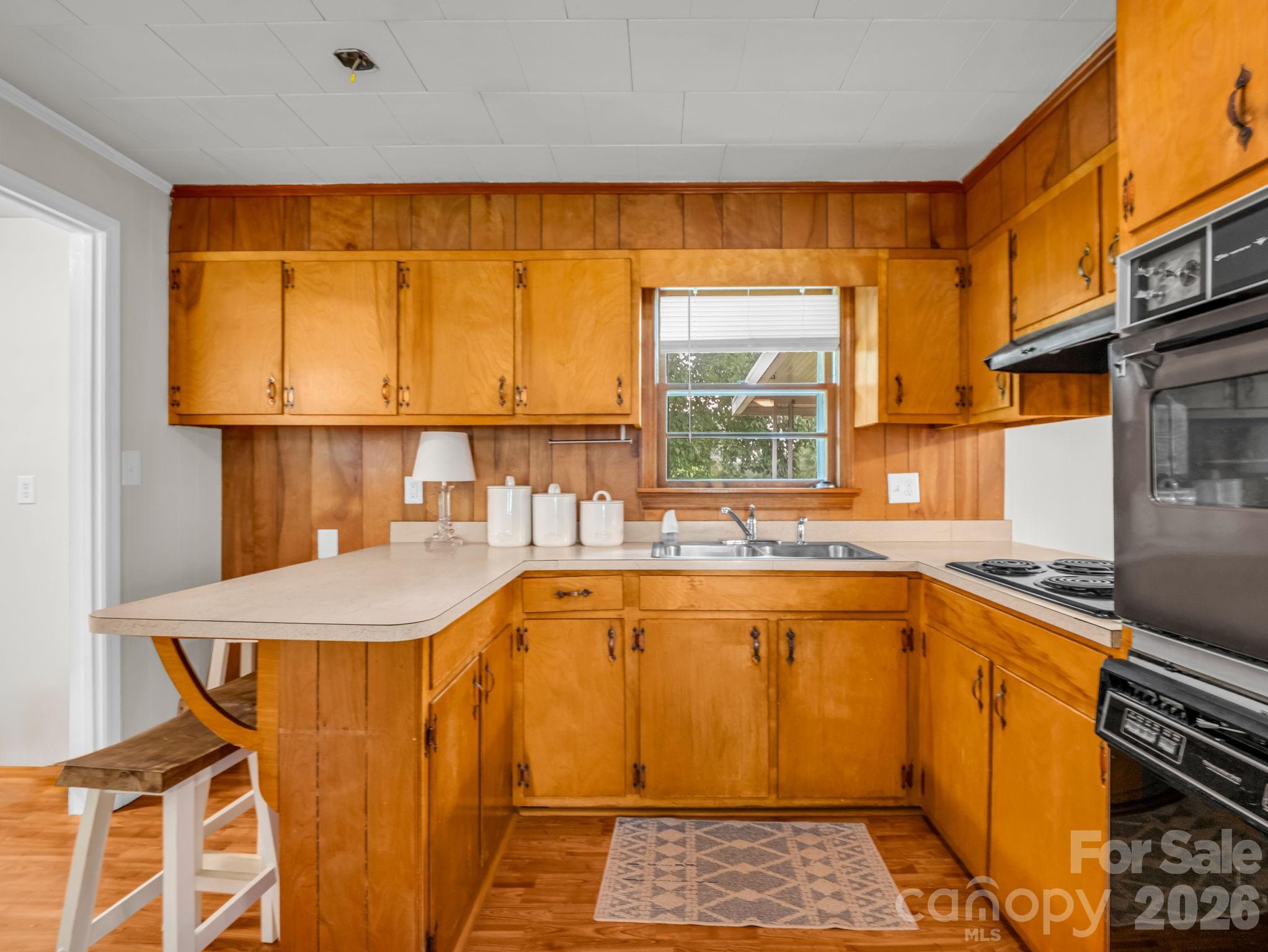 151 Woodside Drive — Forest City