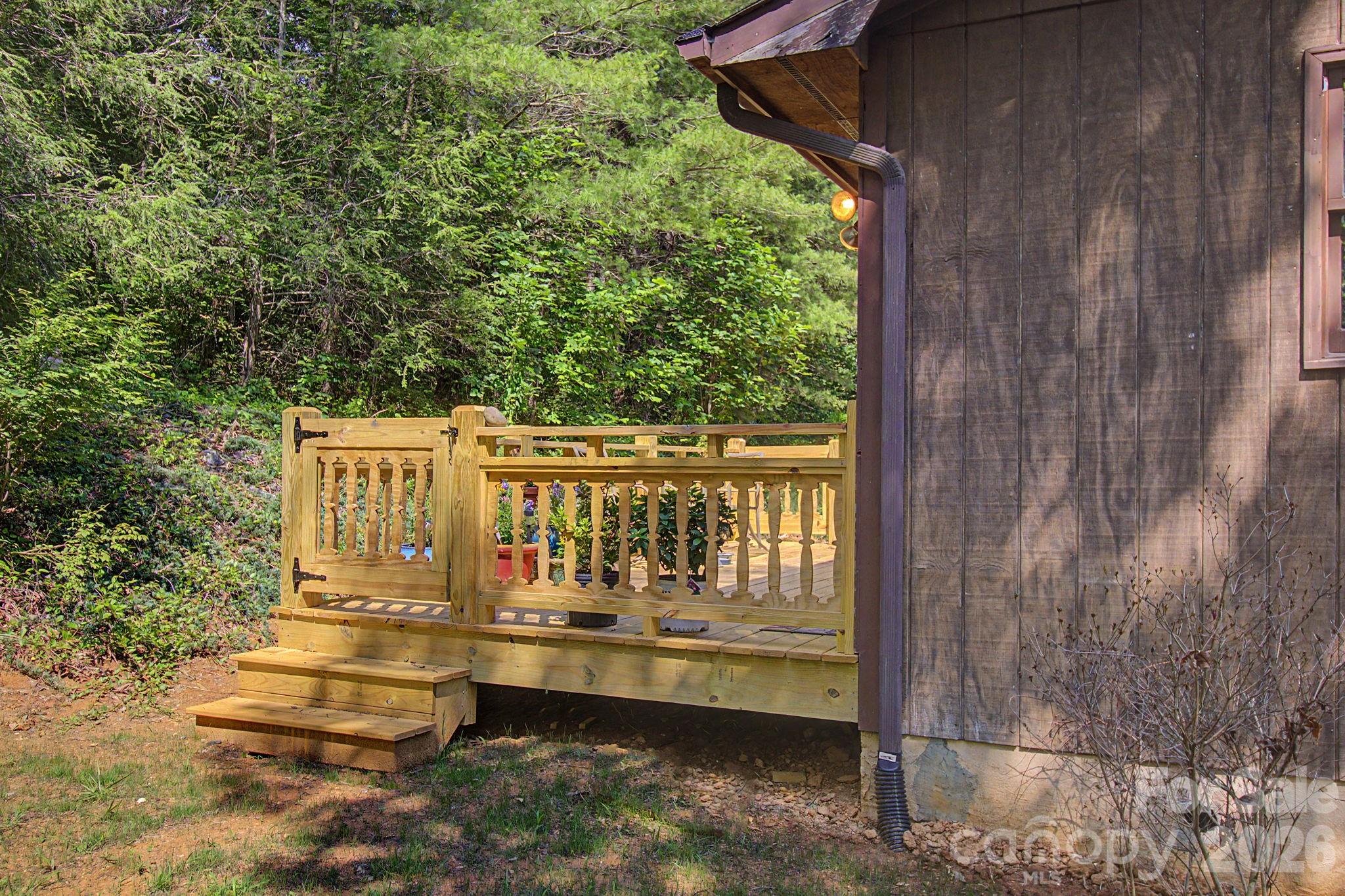 175 Pine Cove Lane — Alexander