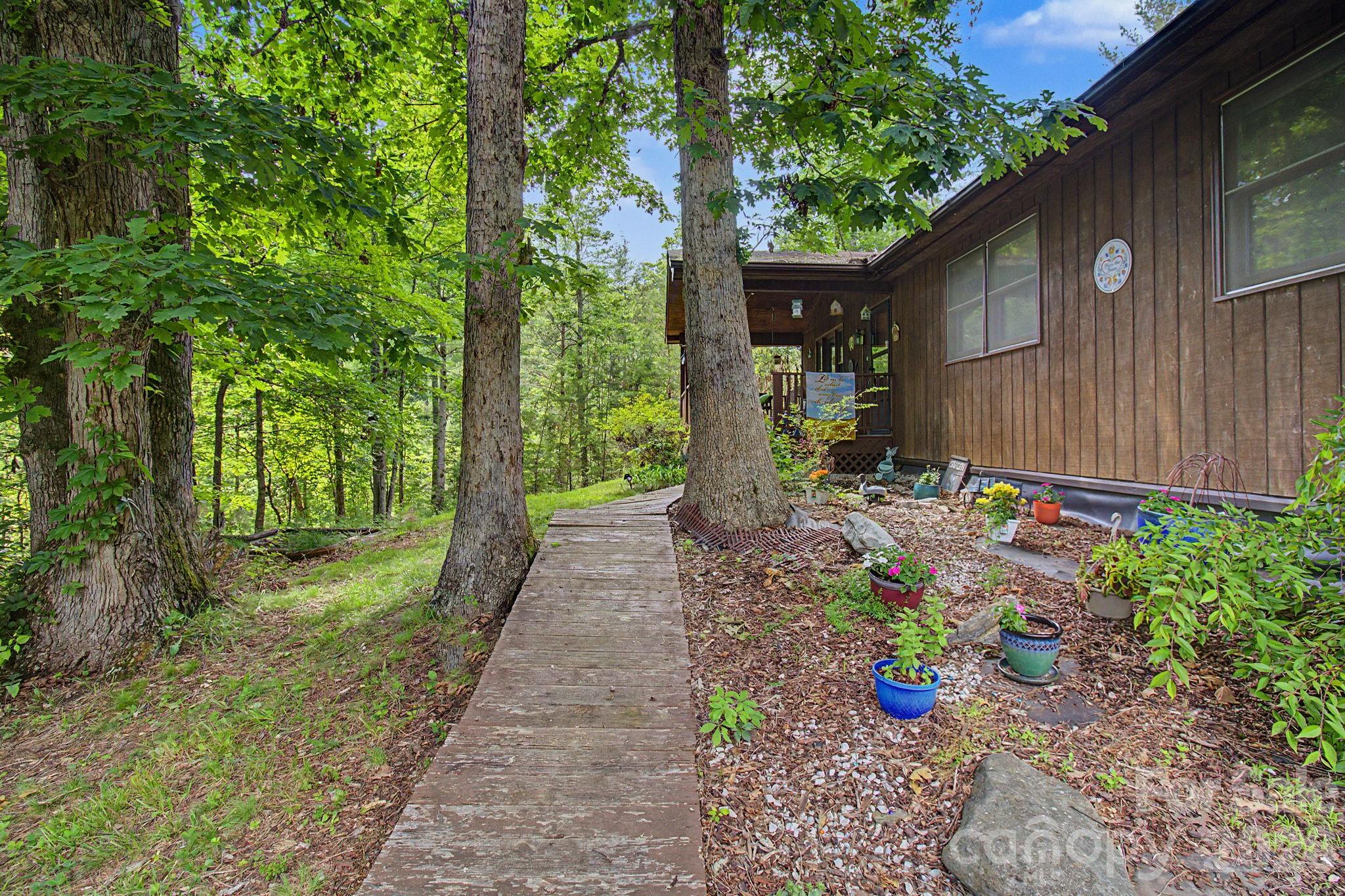 175 Pine Cove Lane — Alexander