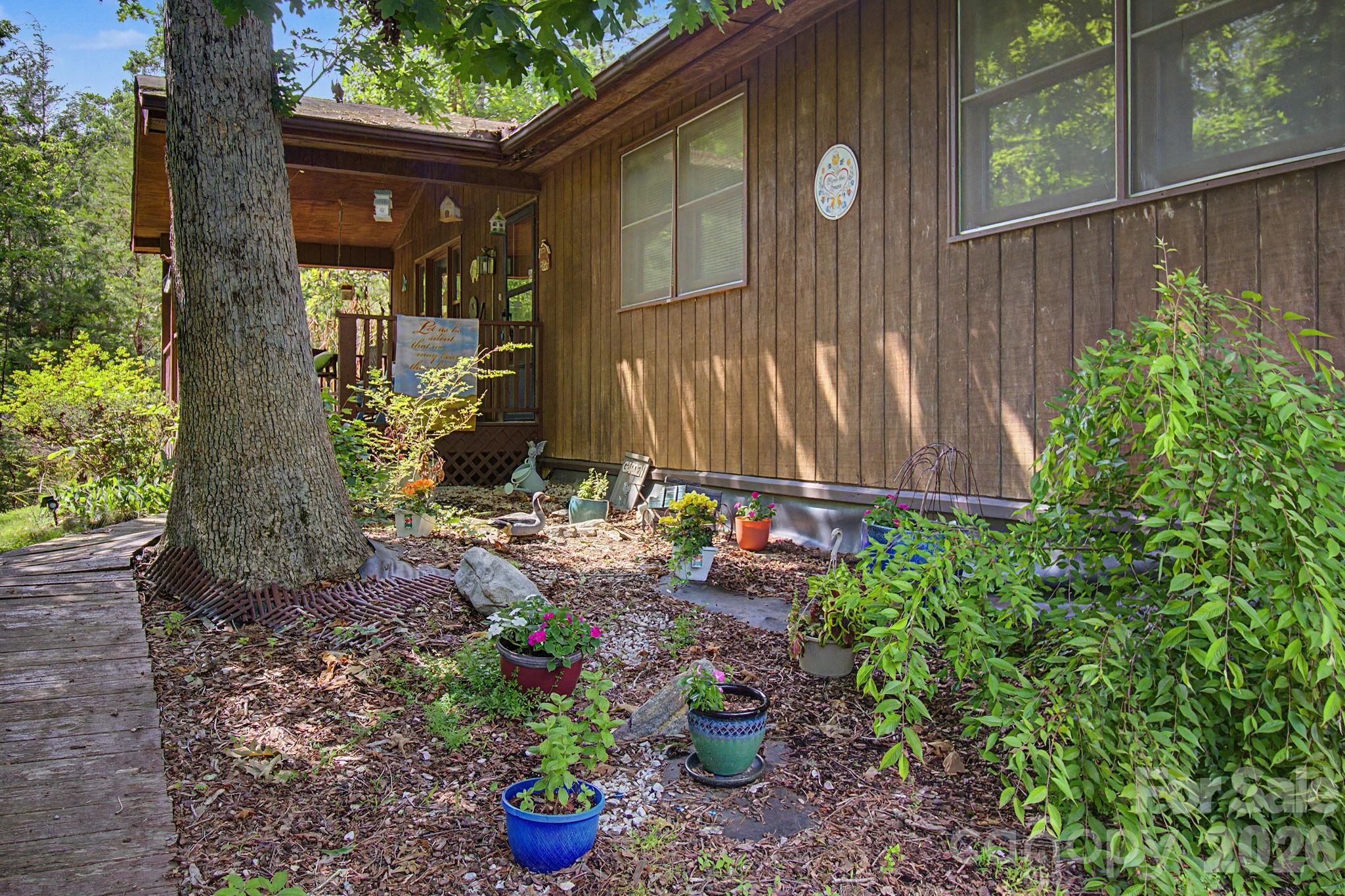 175 Pine Cove Lane — Alexander