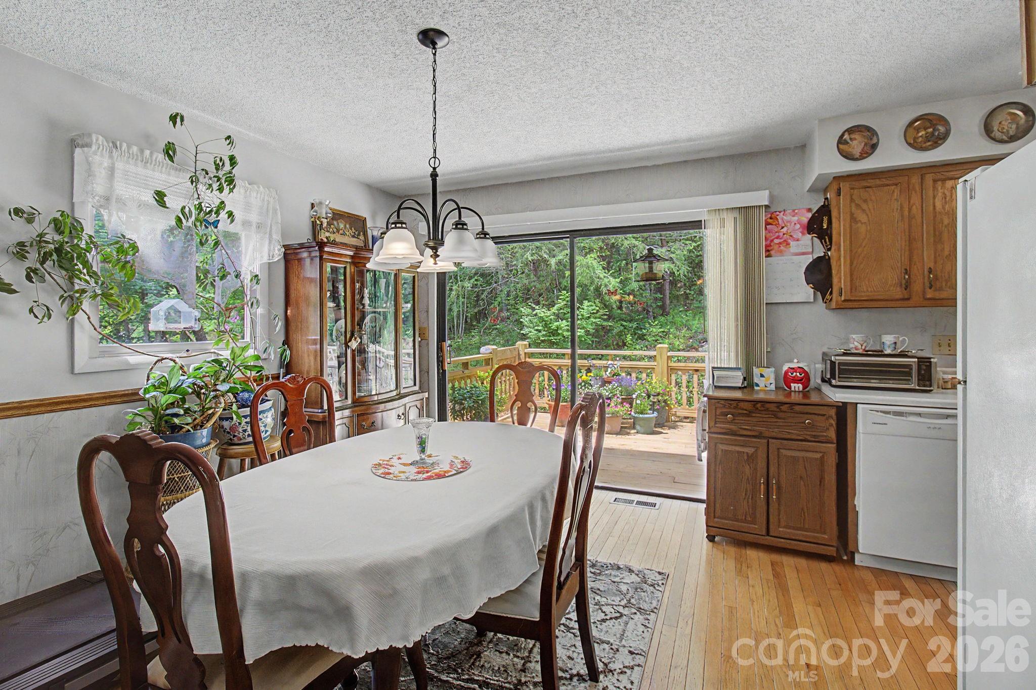 175 Pine Cove Lane — Alexander
