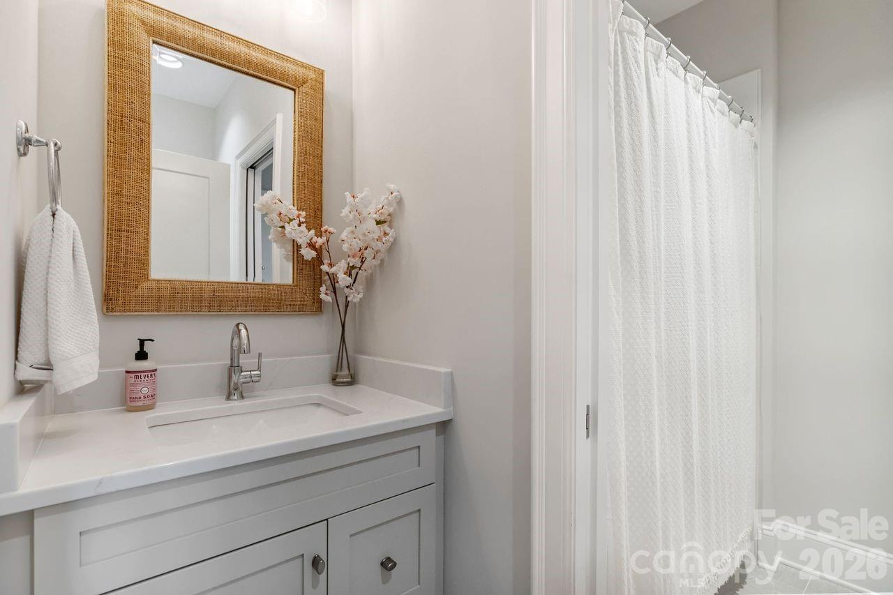11113 Benjamin Smith Avenue — Huntersville